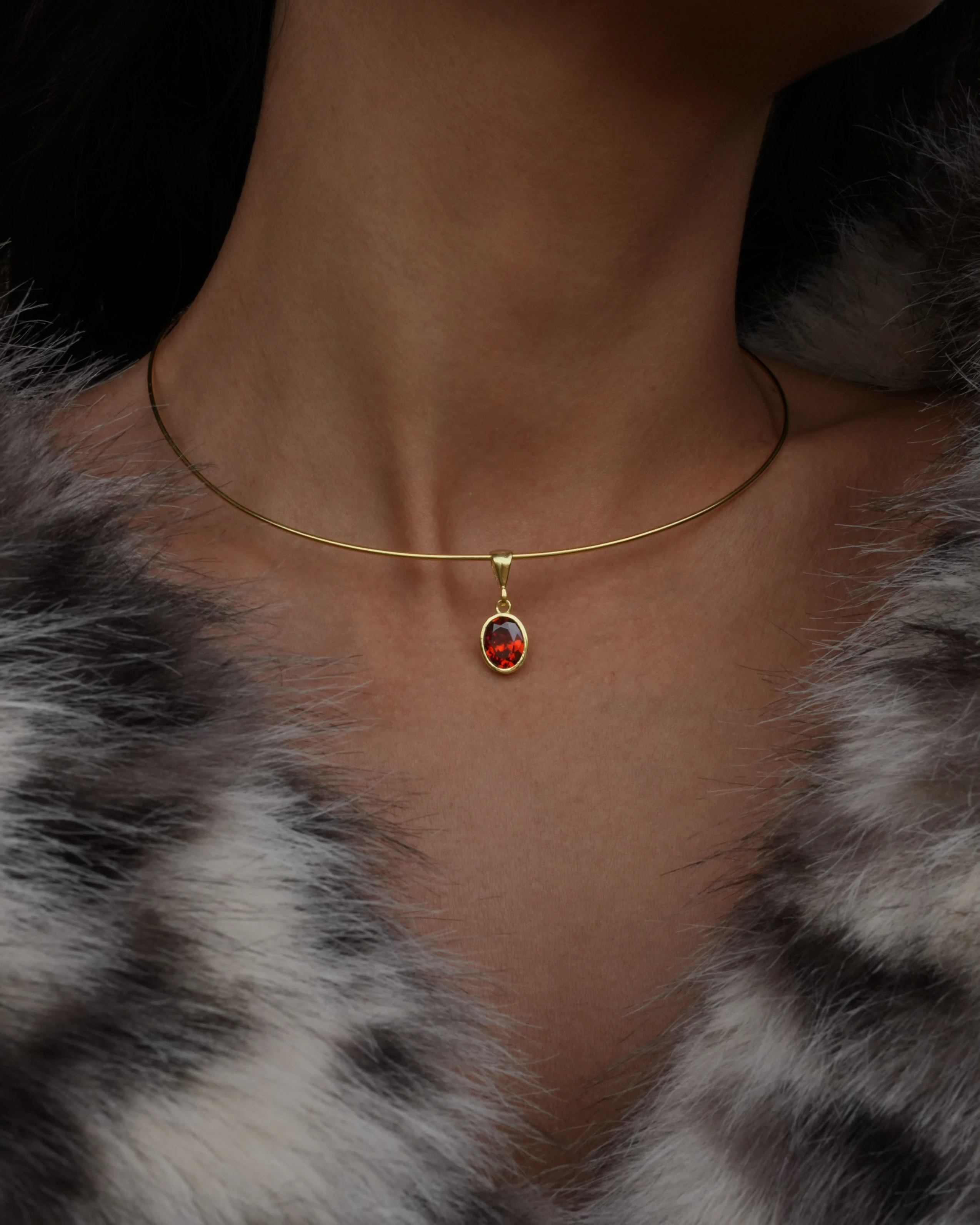 925 Gümüş / Doğum Taşı Kelepçe Kolye