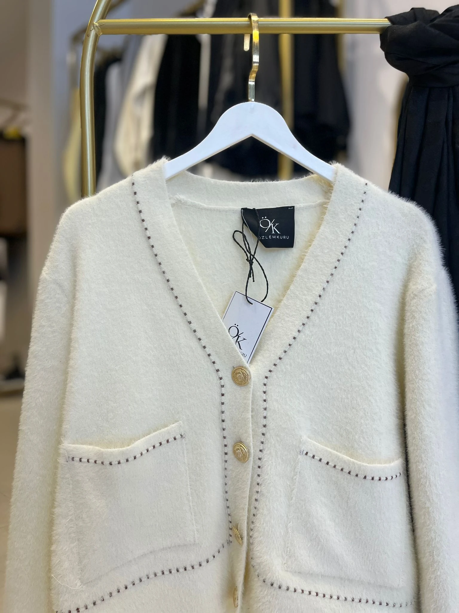 Angora Hırka Ekru Çizgi Detaylı