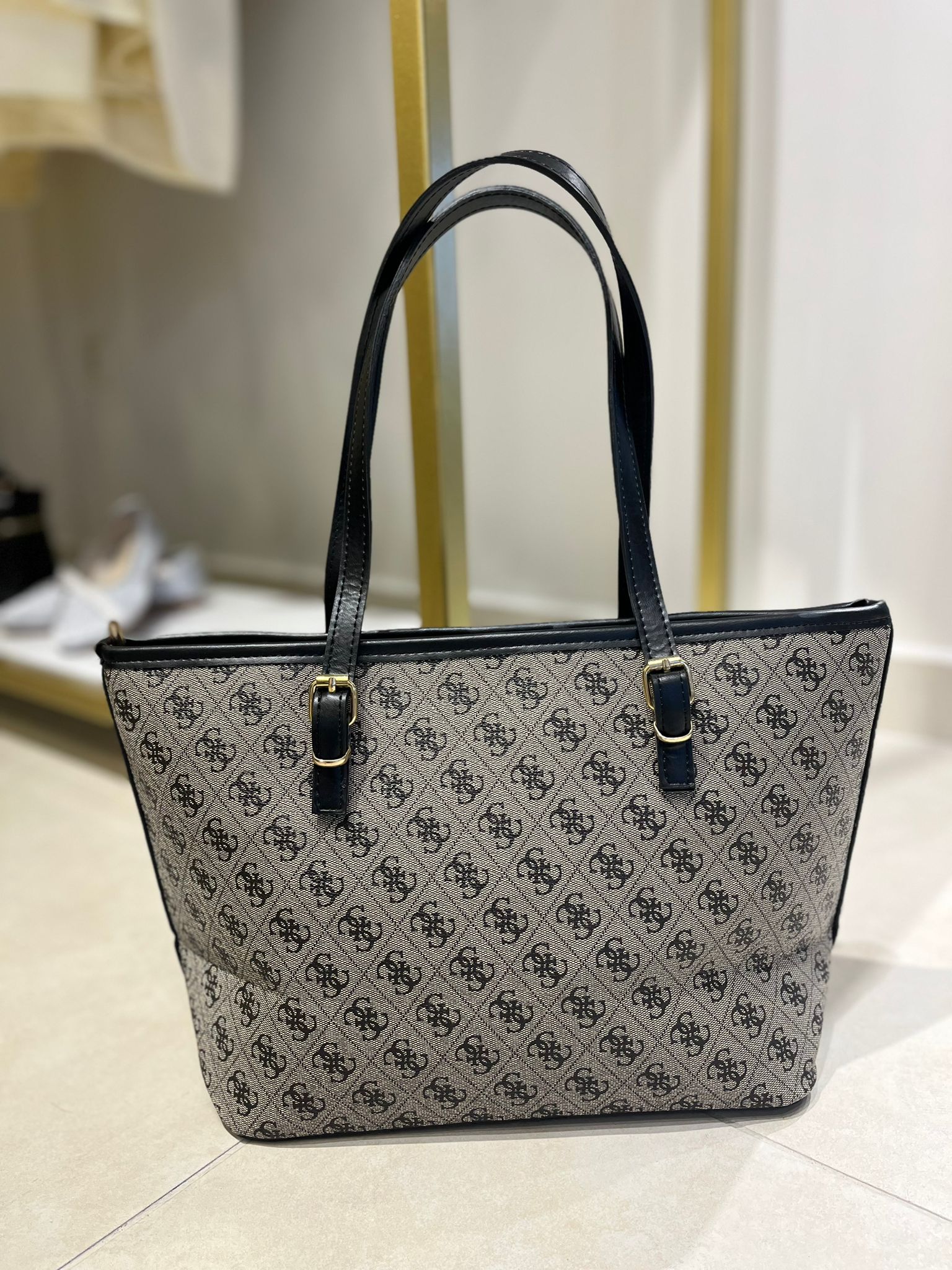 Guess Omuz Çantası Siyah