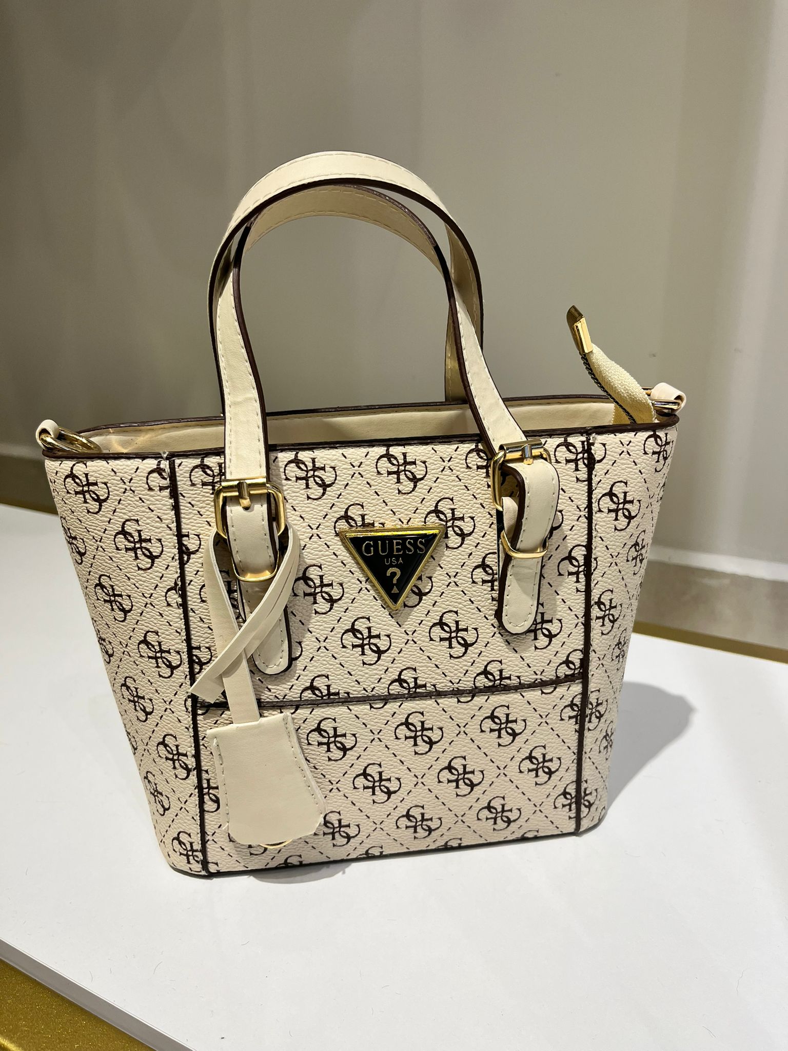 Guess El & Omuz Çantası Krem