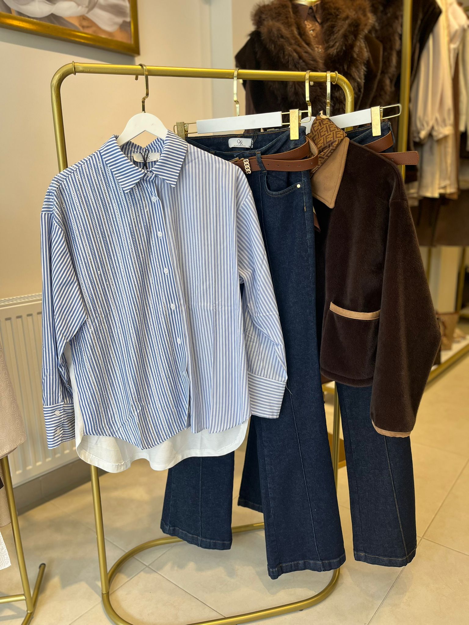 Mavi Taşlı Gömlek