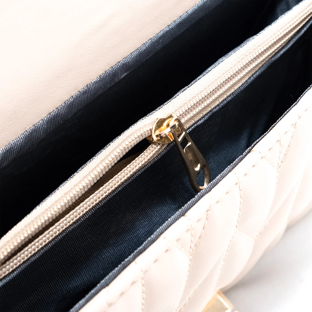 Omuz Askılı Kutu Çanta