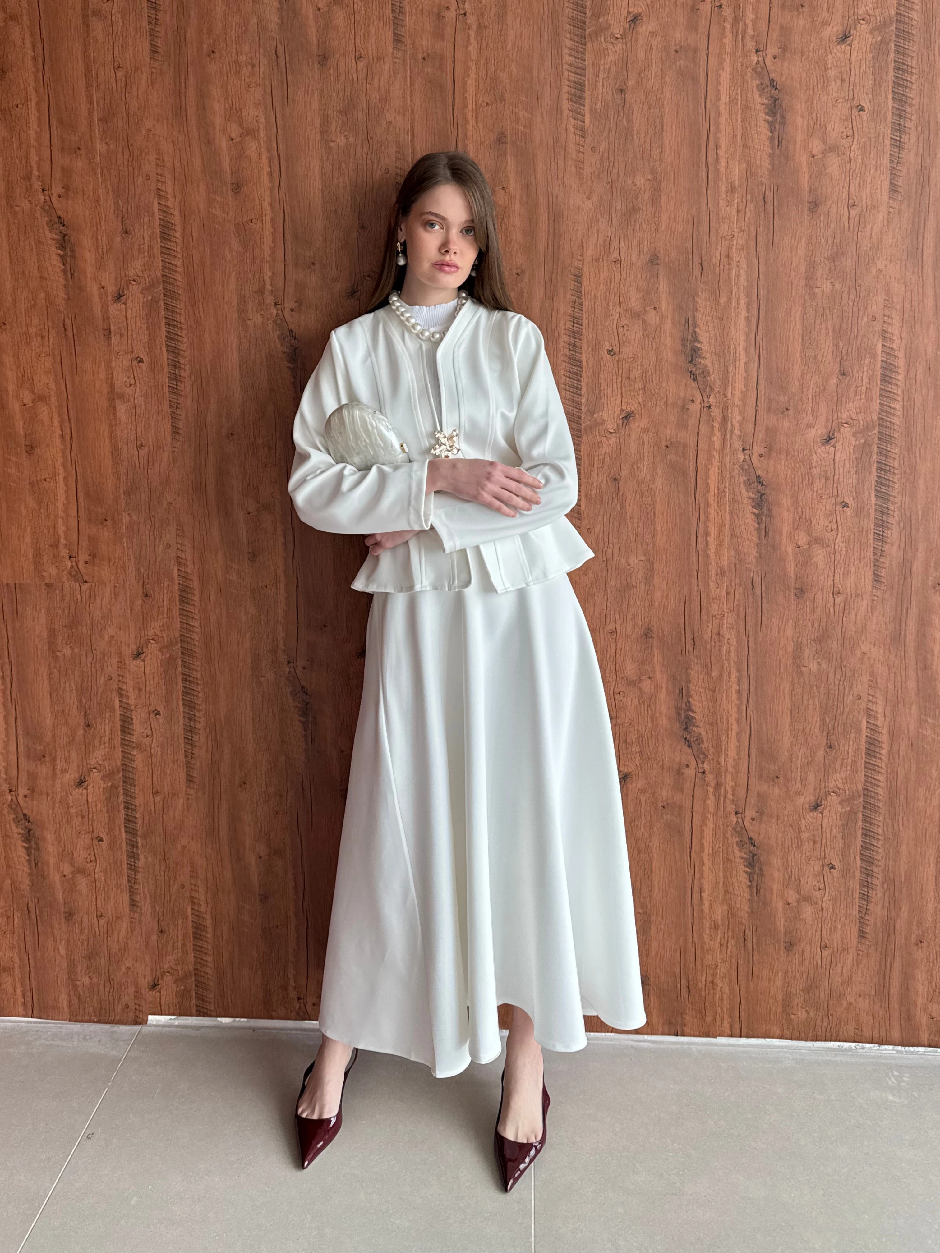 Vanelya Etekli Takım - Beyaz