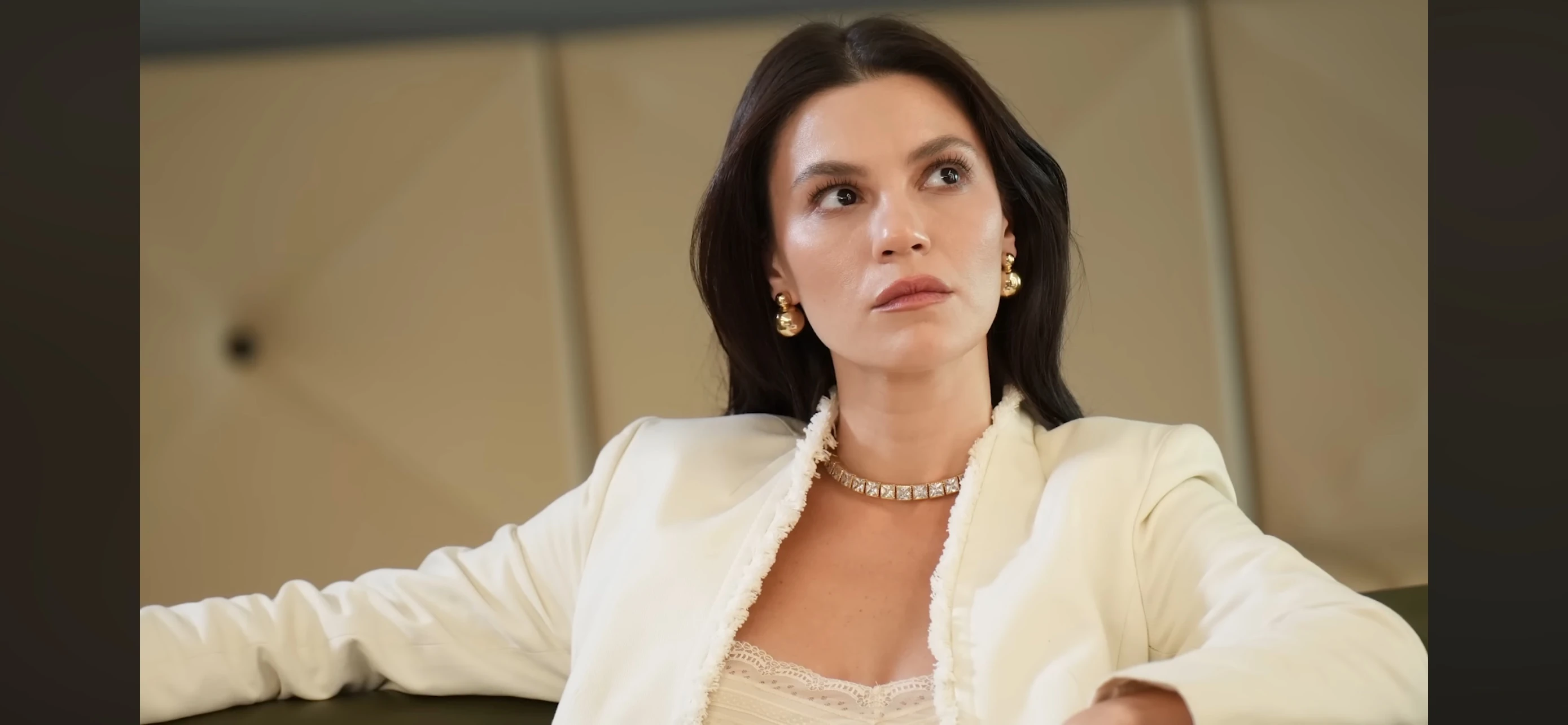 Karenza Özel Tasarım Zirkon Detaylı Gold Gerdanlık 