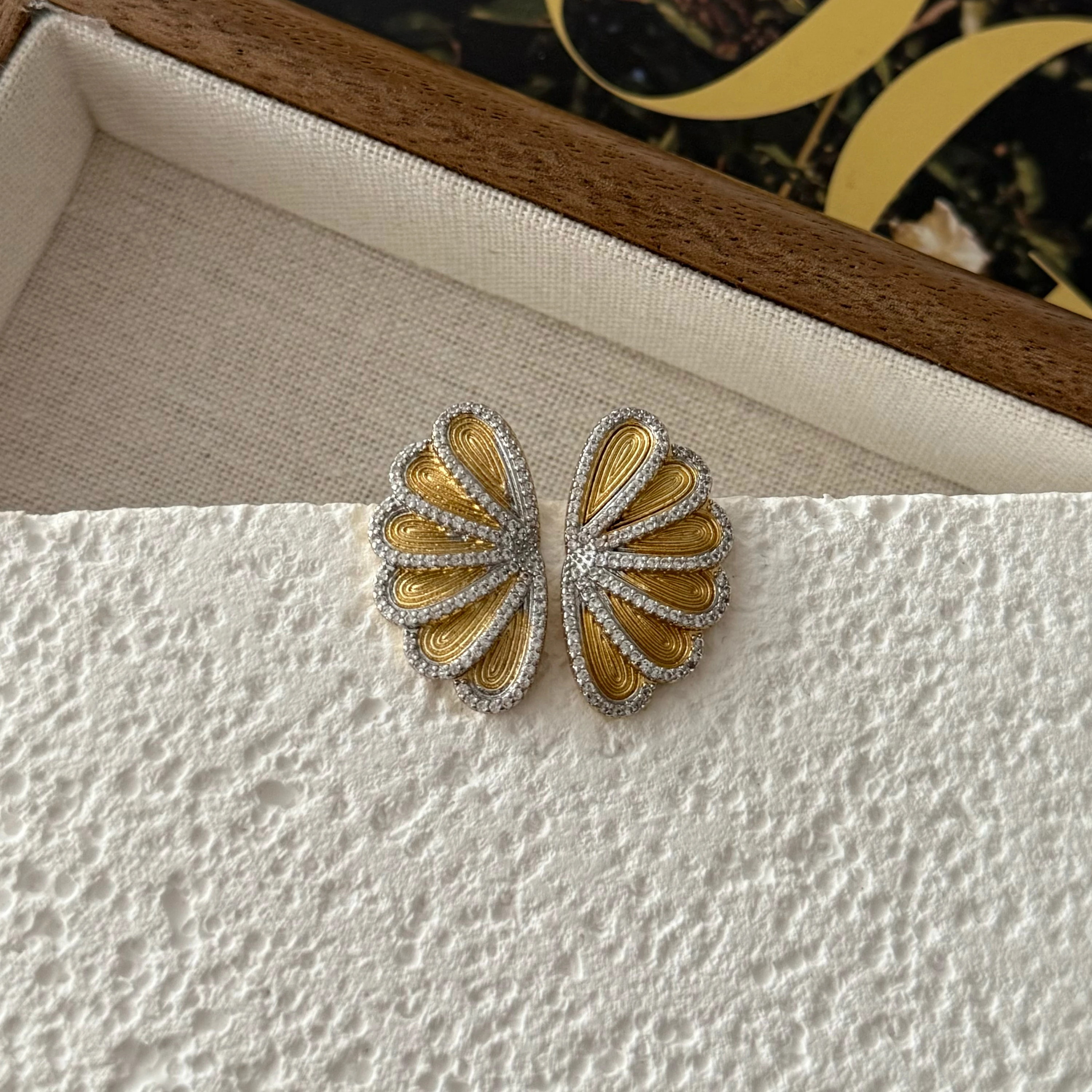 Karo Gold Zirkon Taşlı Küpe