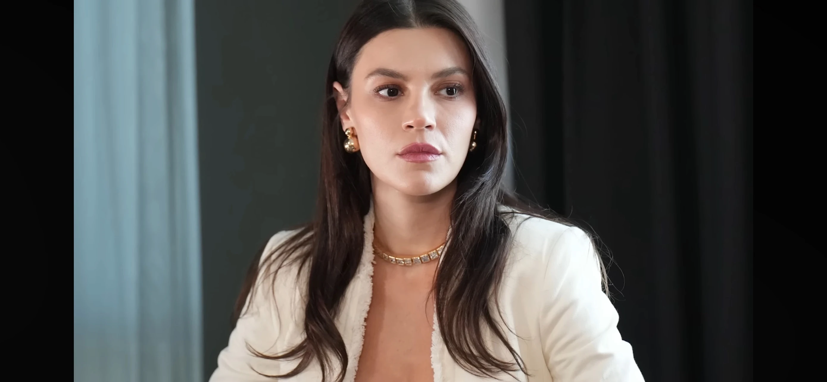 Karenza Özel Tasarım Zirkon Detaylı Gold Gerdanlık 