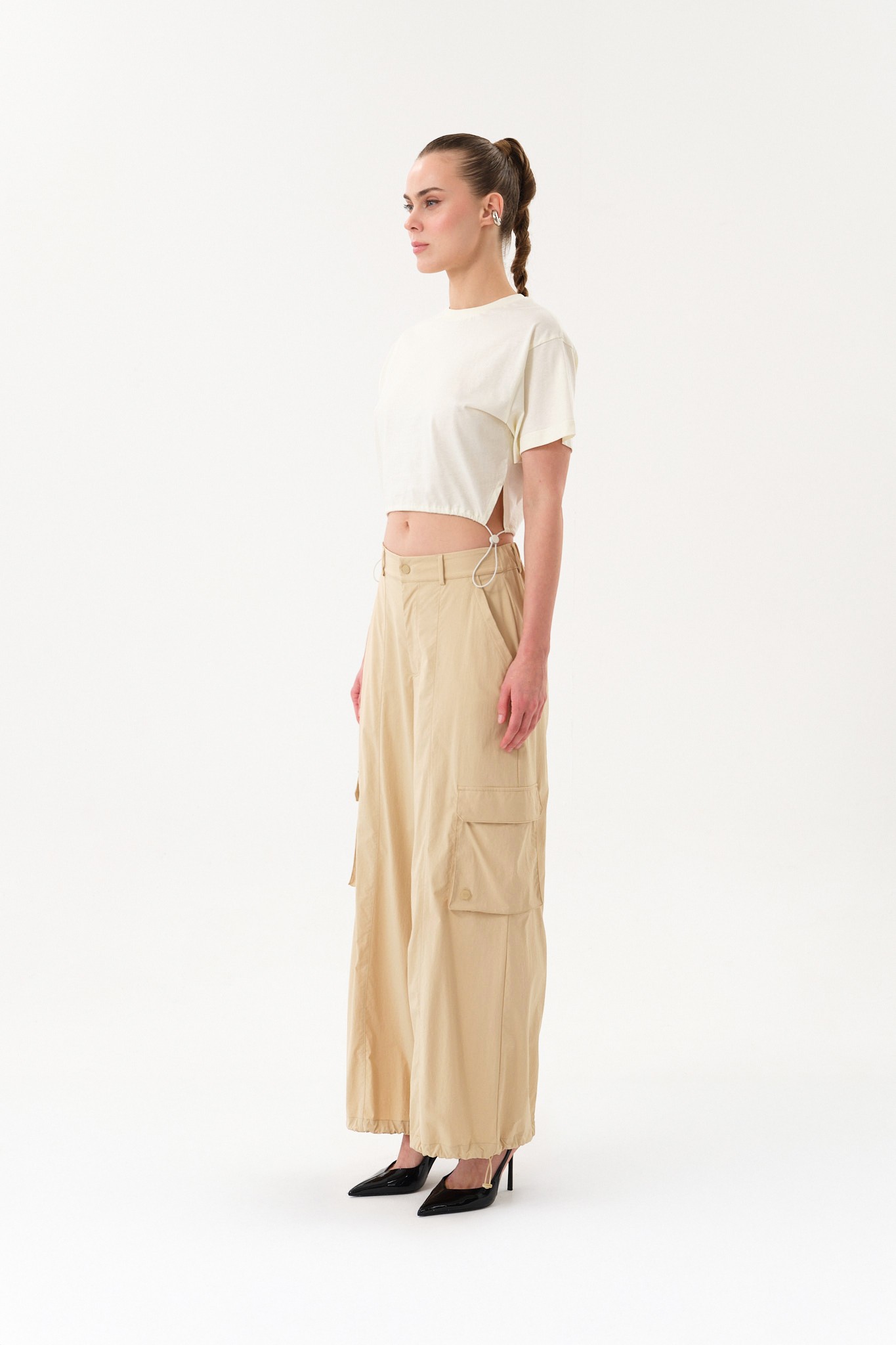 Belden Ayarlanabilir Lastikli Crop Kadın T-Shirt