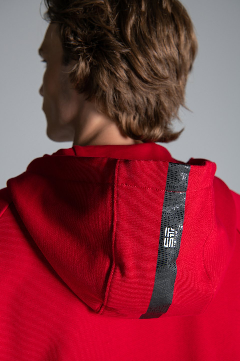 Monogram Şerit  Baskı Detaylı Fermuarlı Kapüşonlu Sweatshirt - Red