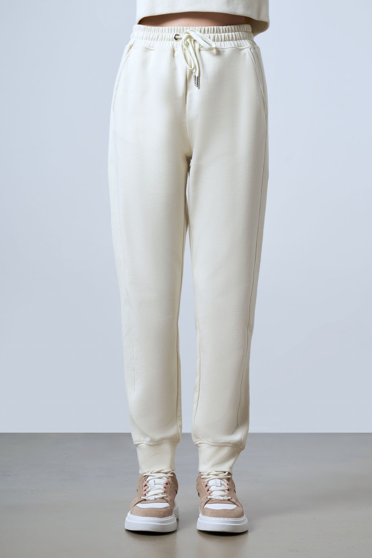 Women's Sweatpants with Elastic Waist Details