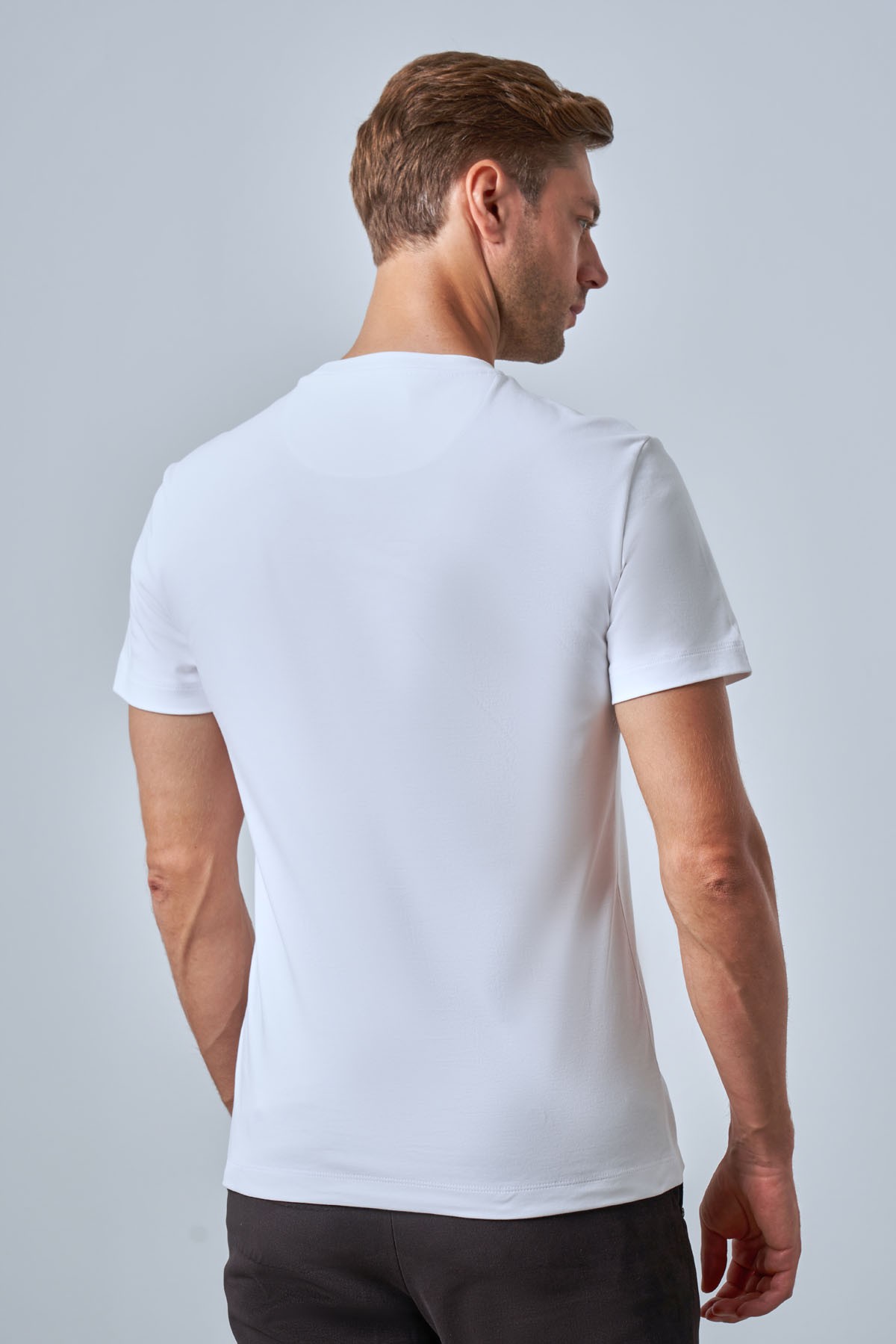 Men's Slim Fit Crew Neck T-Shirt