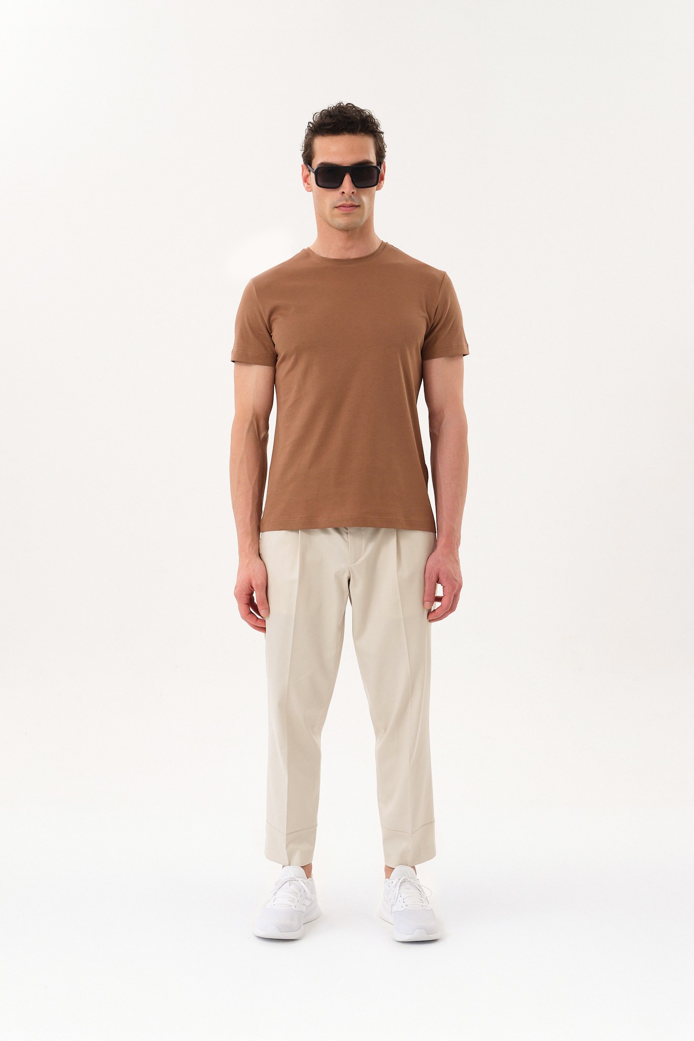 Erkek Slim Fit Bisiklet Yaka T-Shirt - Kahverengi
