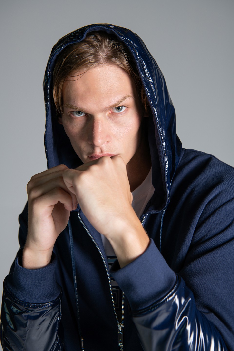 Parlak Dokuma Kumaş Detaylı FermuarlıI Kapüşon Sweatshirt - Navy Blue