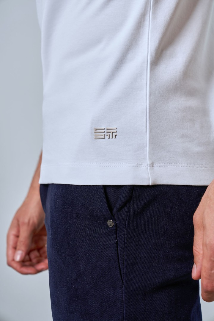 Erkek V Yaka Slim Fit Tshirt