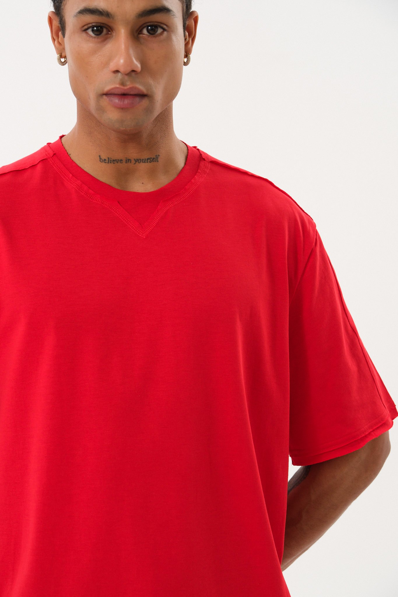 Eskitme Detaylı Erkek Oversize Bisiklet Yaka T-Shirt - Red