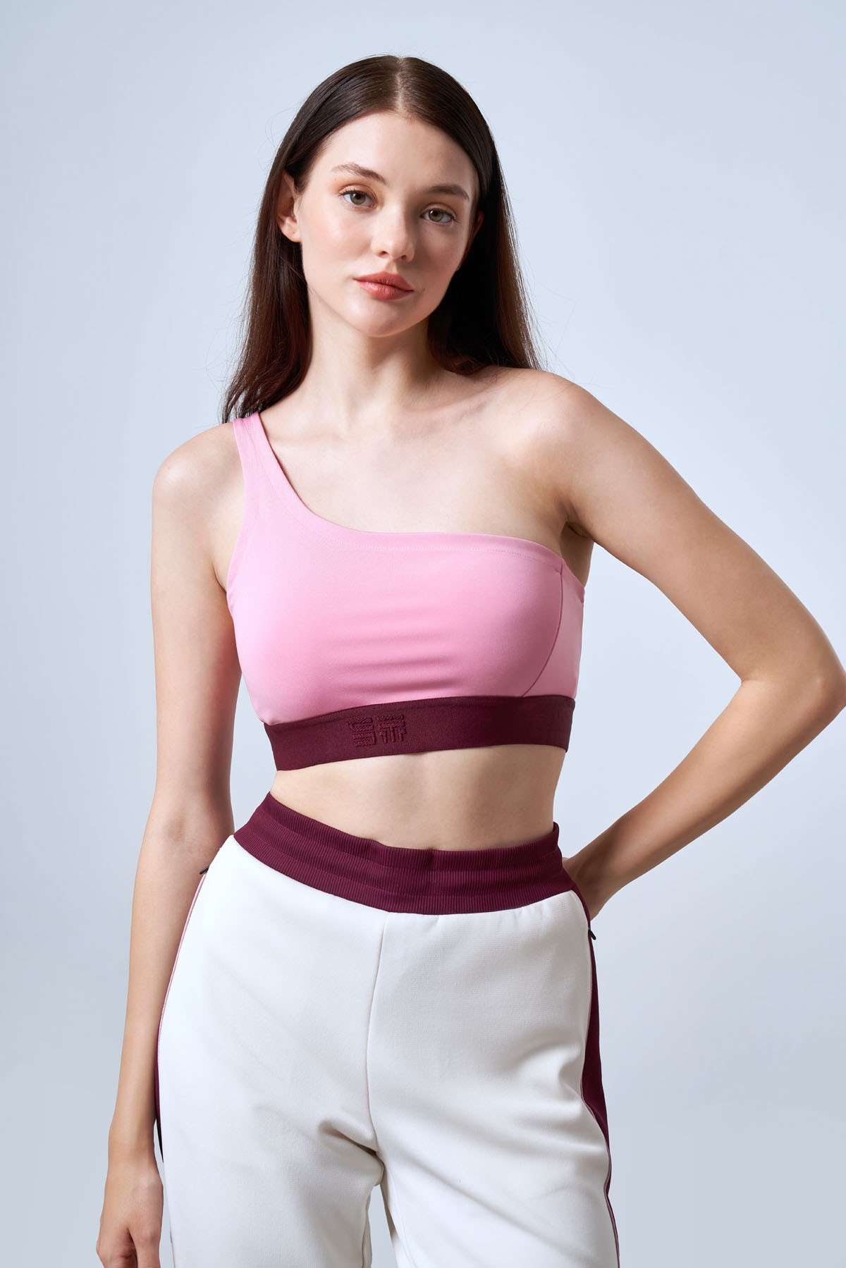 Woman's One-Shoulder Elastic Detail Sports Bra