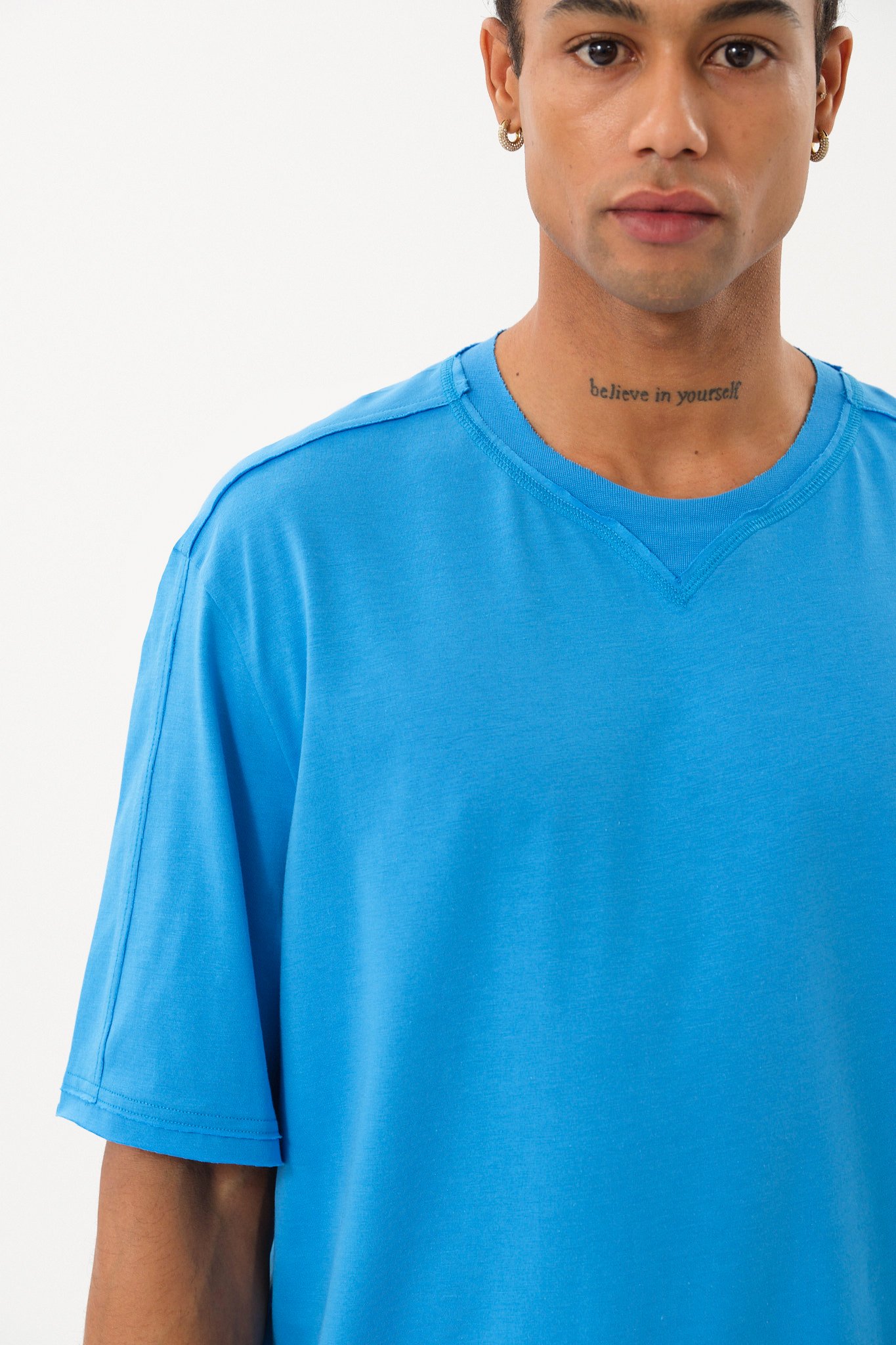 Eskitme Detaylı Erkek Oversize Bisiklet Yaka T-Shirt - Mavi