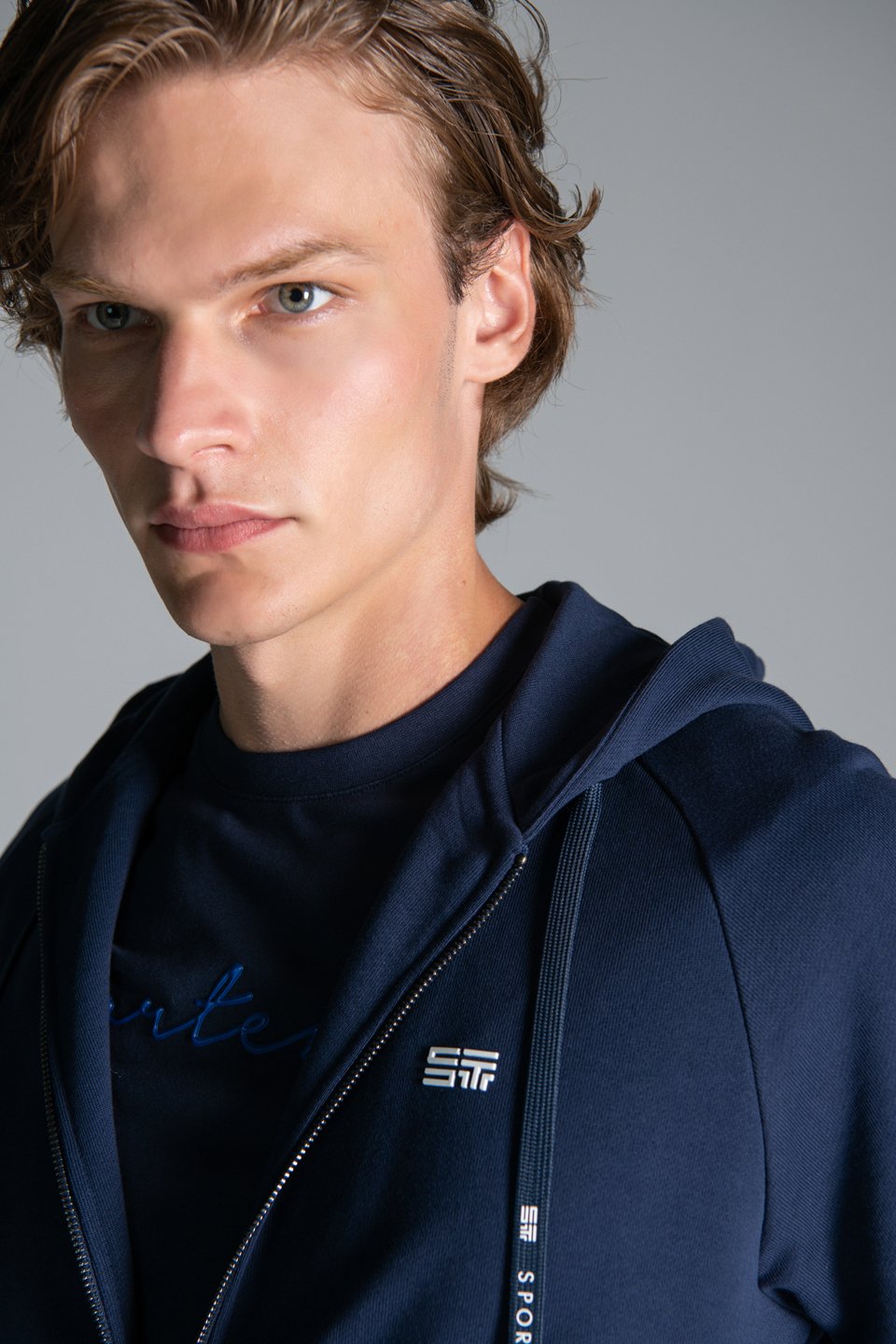 Monogram Şerit  Baskı Detaylı Fermuarlı Kapüşonlu Sweatshirt - Navy Blue
