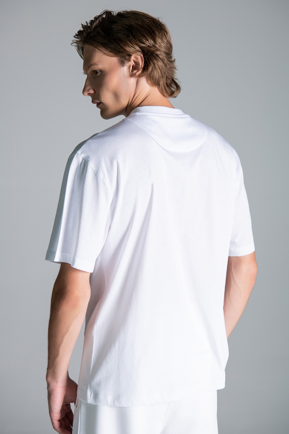 Dokuma Kumaş Nakış Detaylu T-Shirt - White