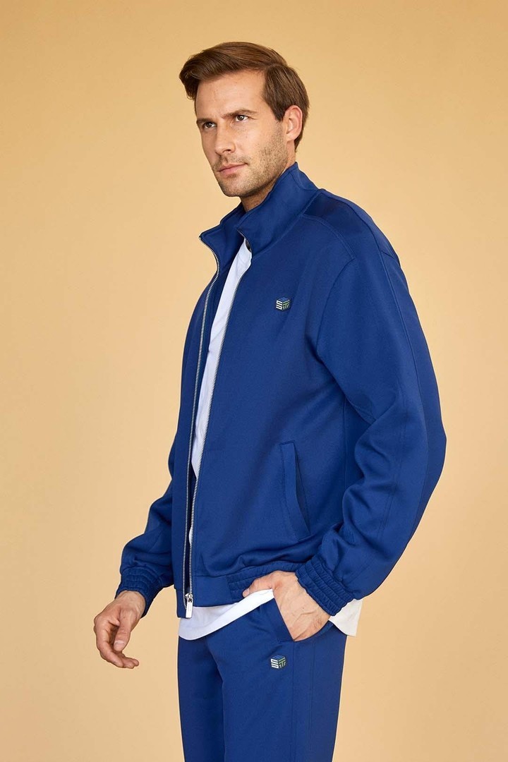 Iconic Badge Detail Modern Fit Sweatshirt