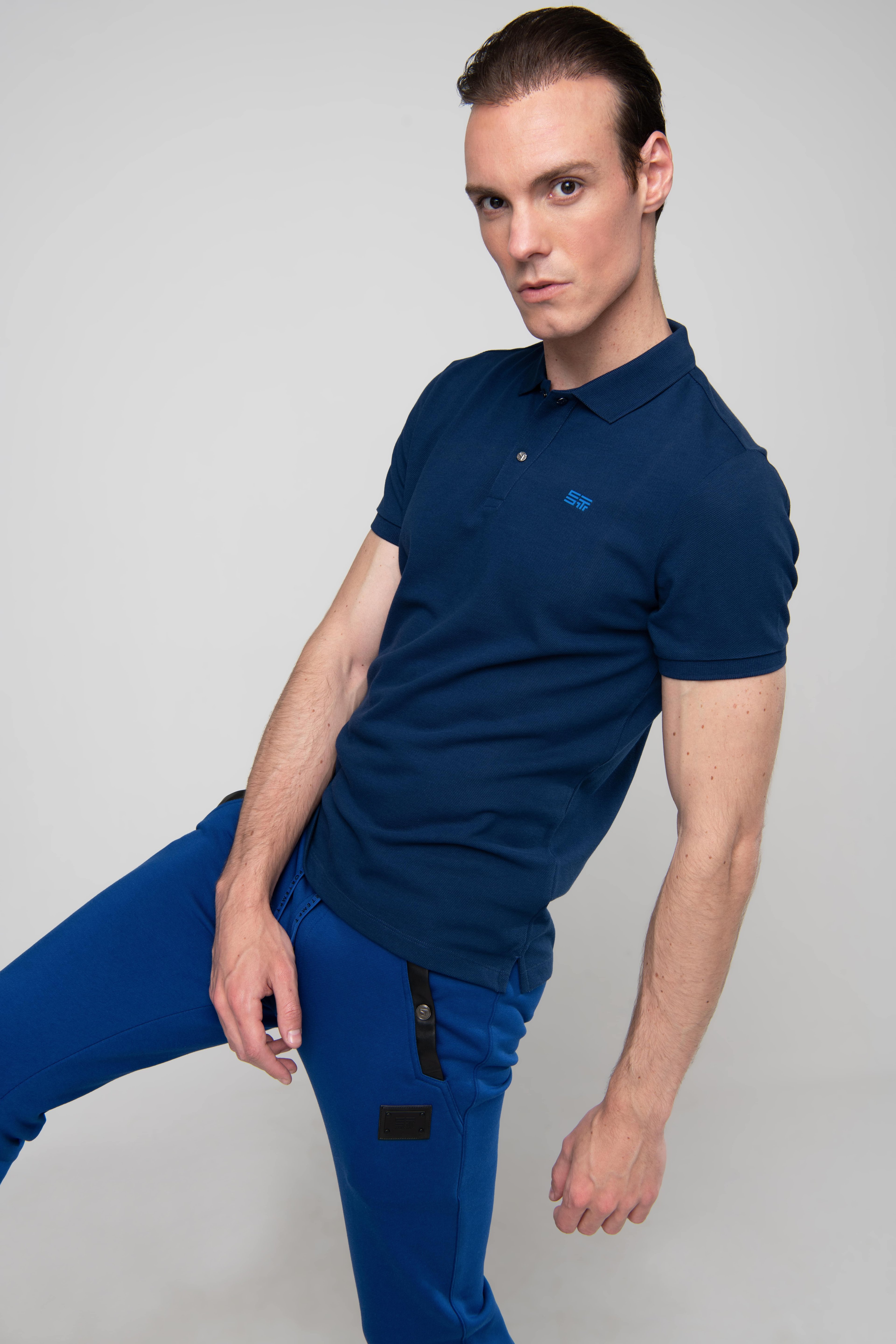 Monogram Baskı Detaylı Polo T-Shirt