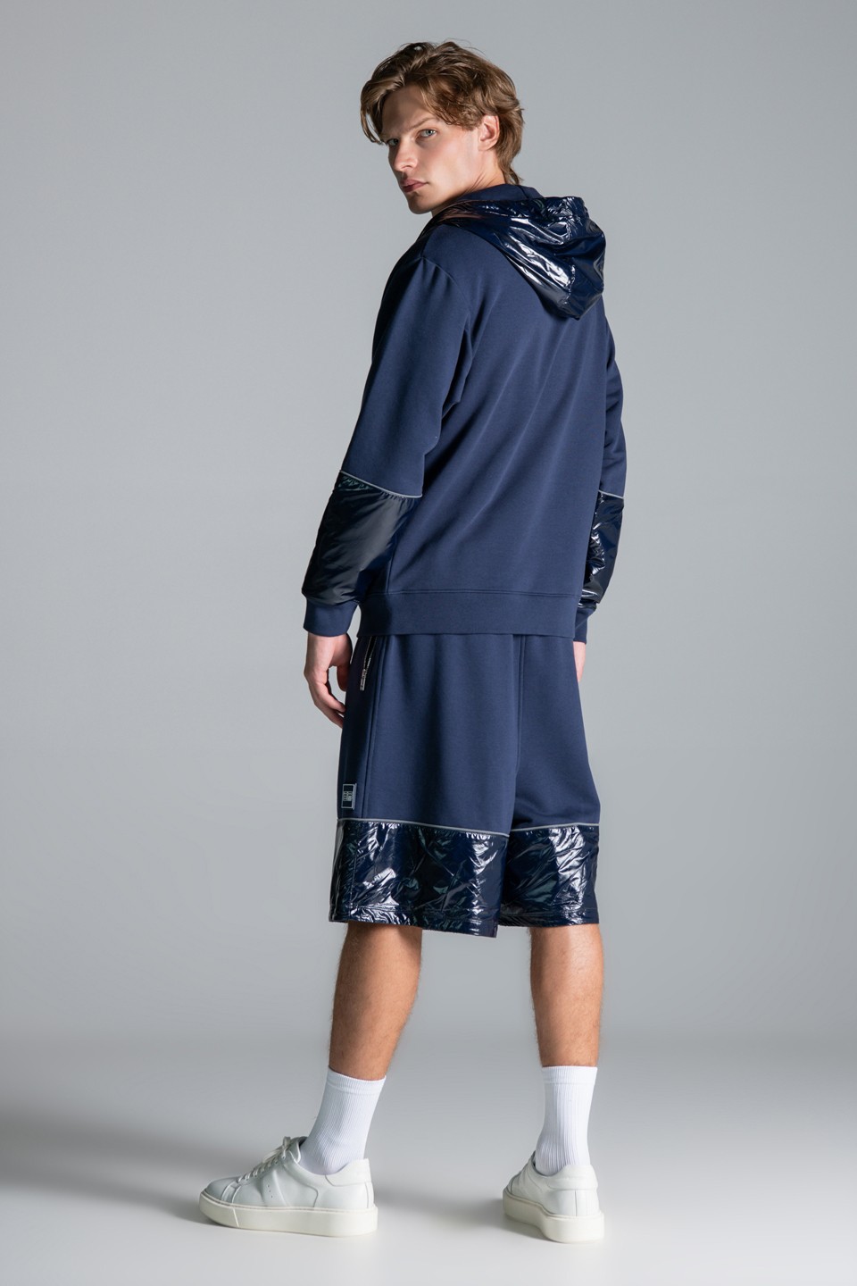 Parlak Dokuma Kumaş Detaylı FermuarlıI Kapüşon Sweatshirt - Navy Blue