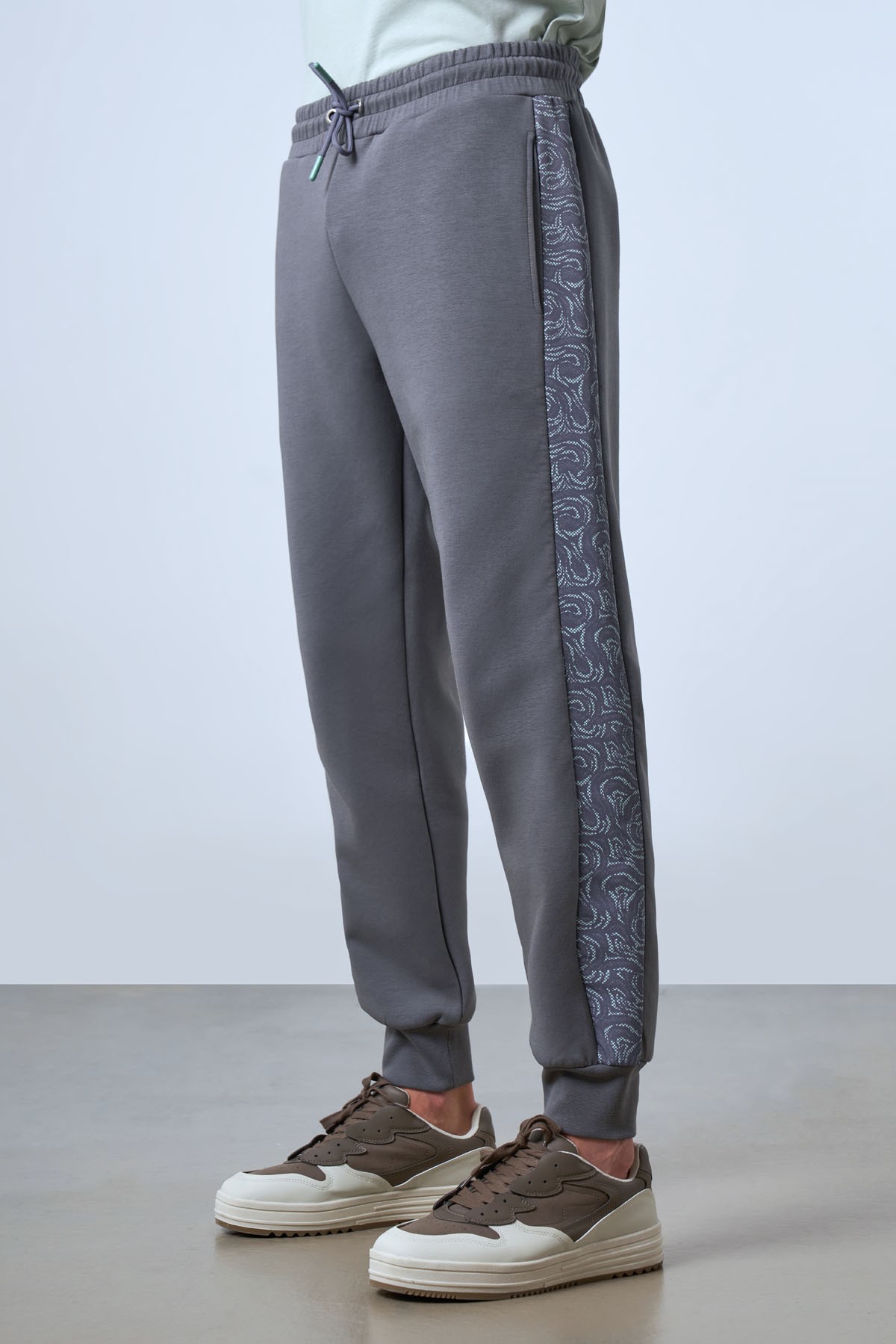 Men's Printed Side Stripe Thick Waistband Sweatpants