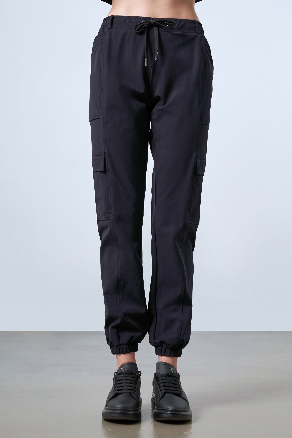 Women’s Pocket Detail Jogger Pants