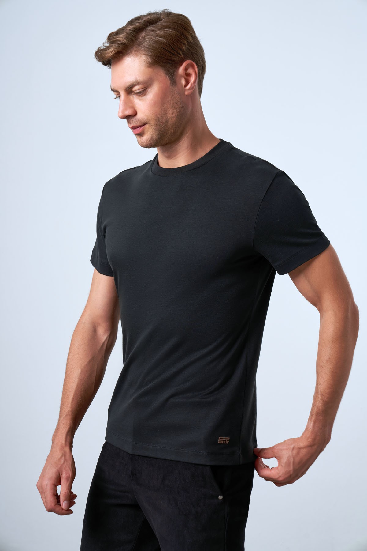 Men's Slim Fit Crew Neck T-Shirt - Black