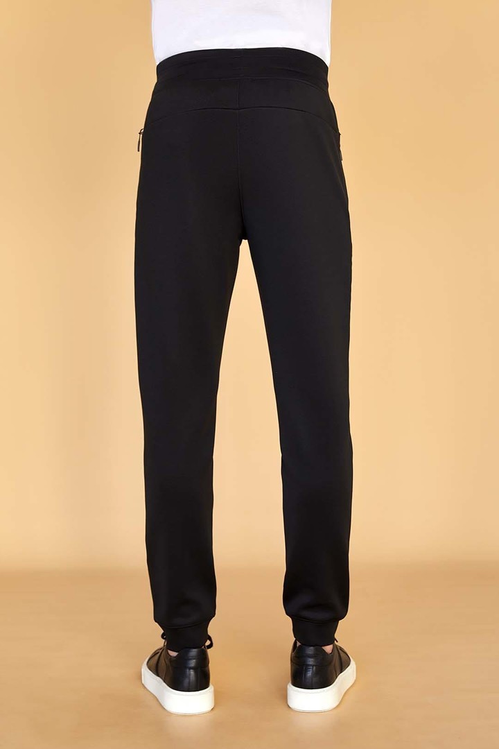 Iconic Cubic Detail Relaxed Fit Sweatpants - Black