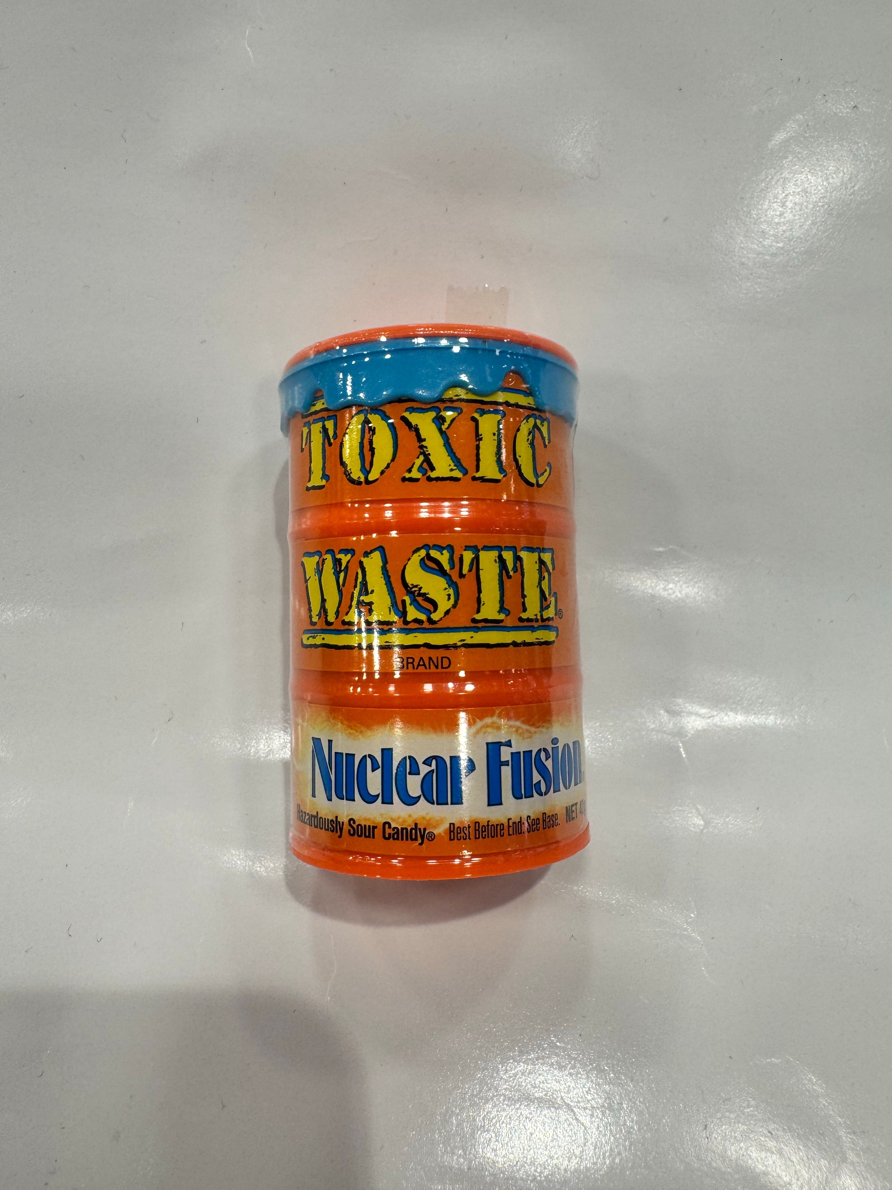 Toxic Waste Nuclear Fusion Turuncu