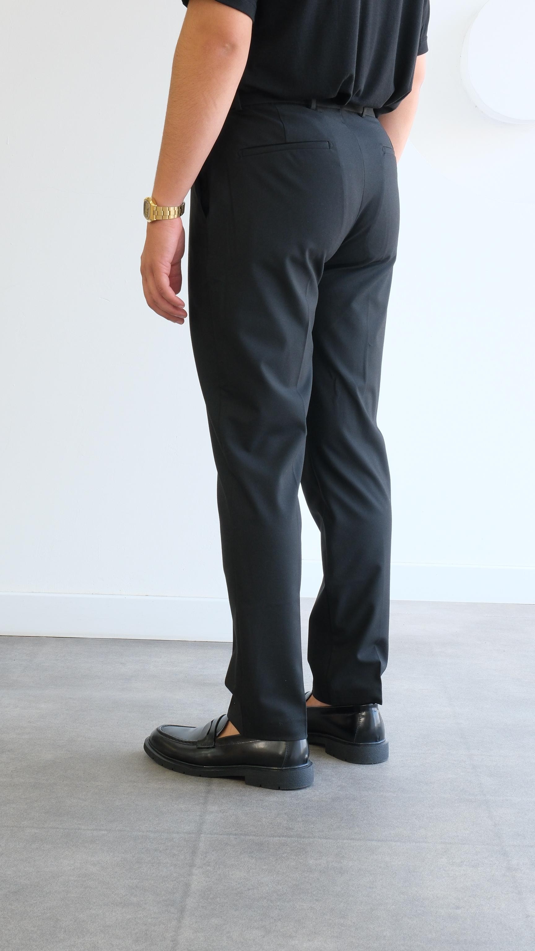Siyah Regular Fıt Kumaş Pantolon