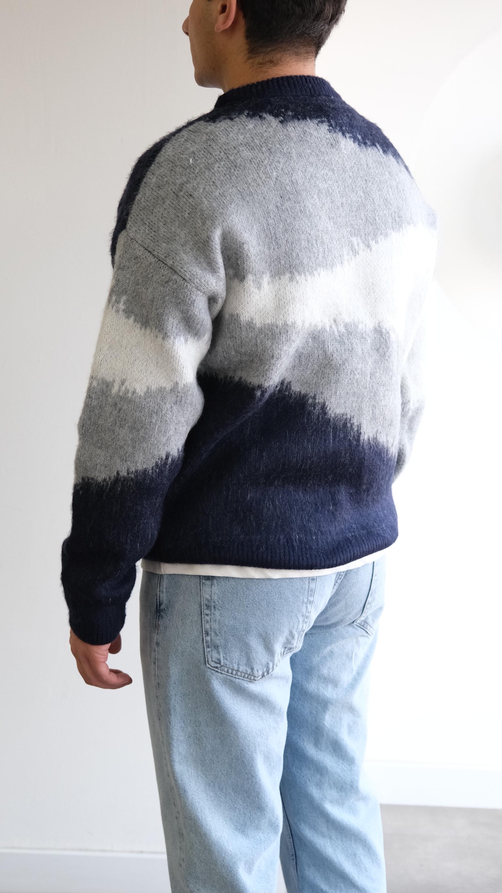 Lacivert Desenli Yün Görünümlü Kazak