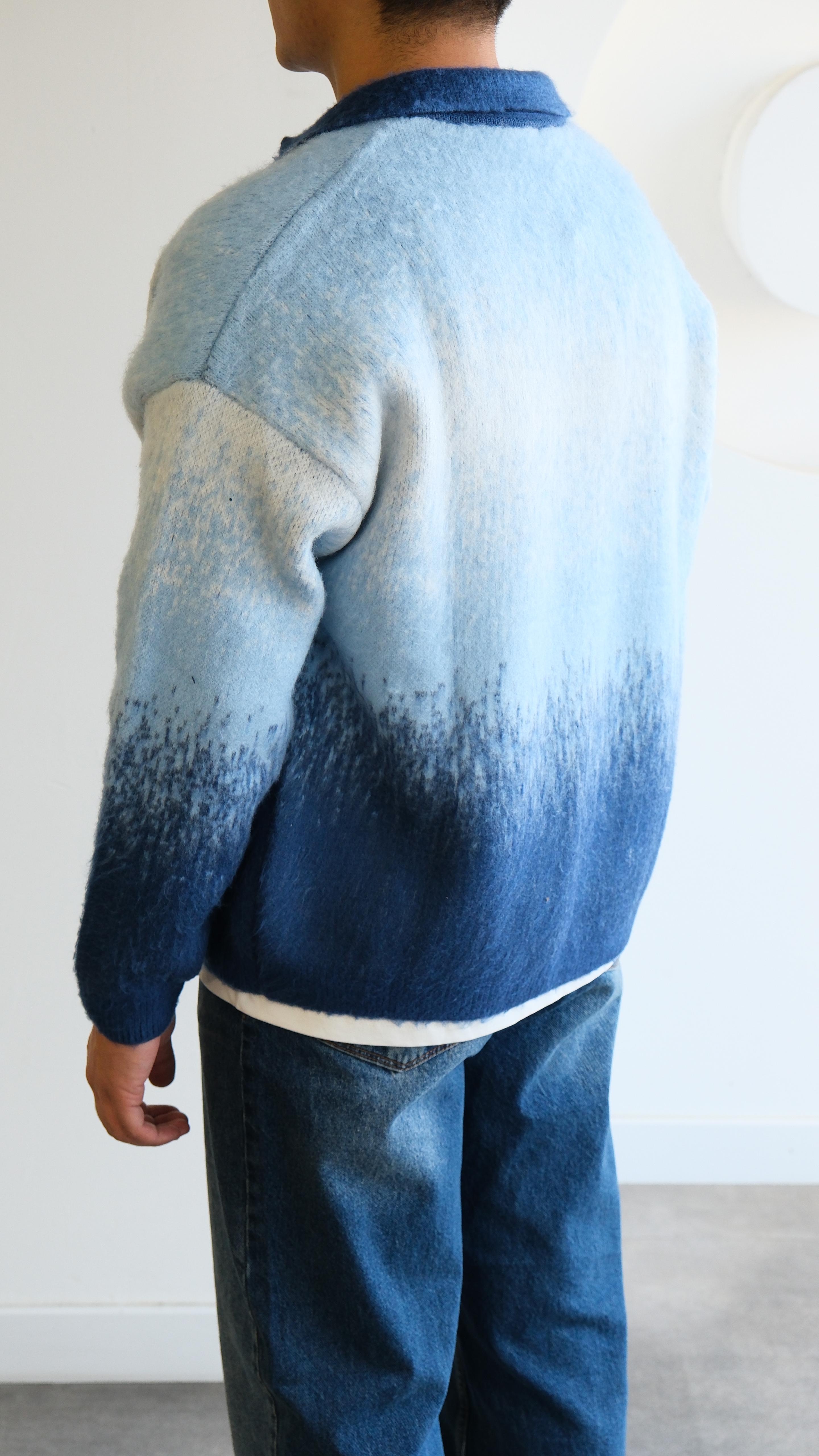 Yün Görünümlü Mavi Kontrast Kalın Hırka