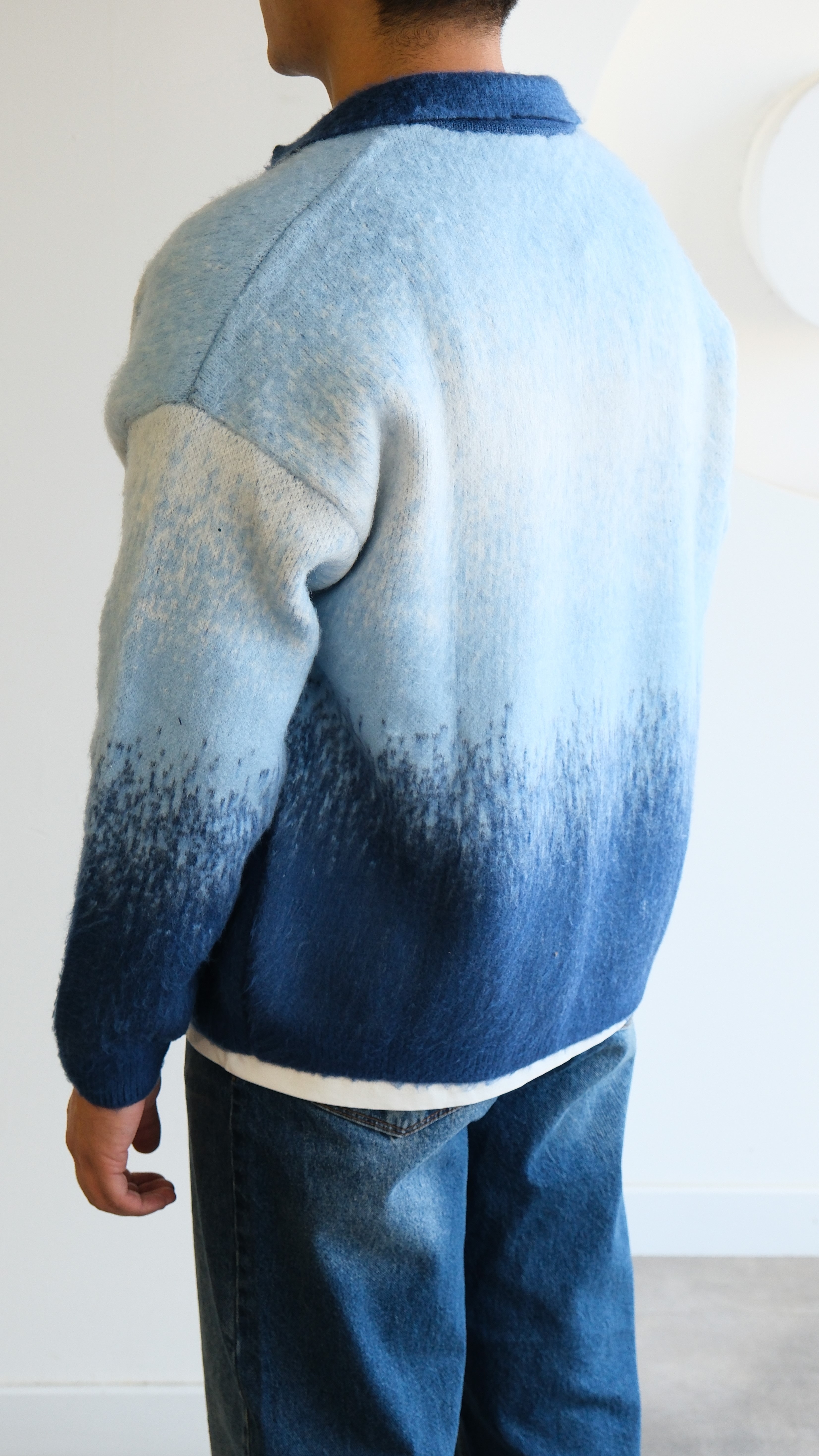 Yün Görünümlü Mavi Kontrast Kalın Hırka