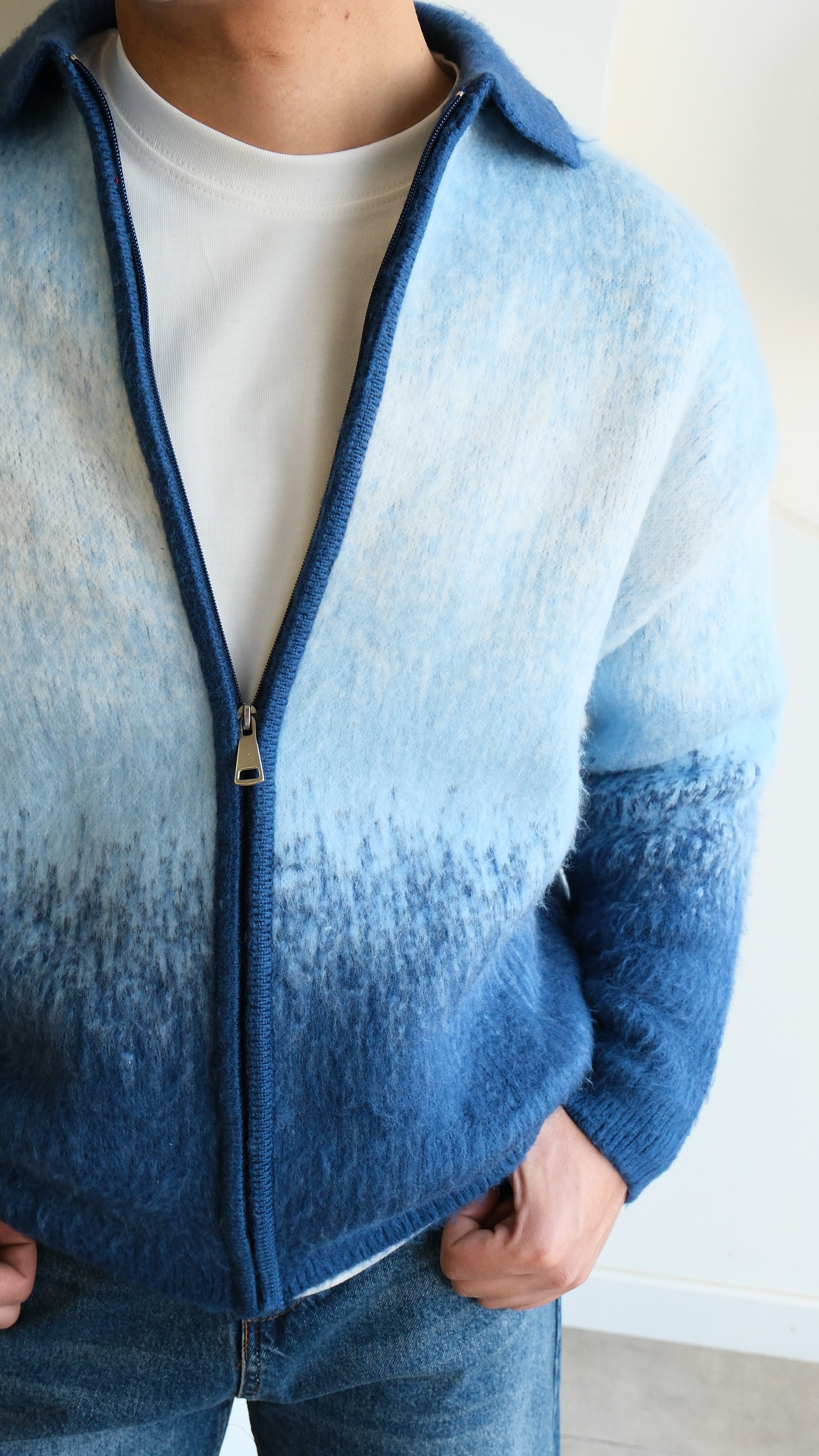 Yün Görünümlü Mavi Kontrast Kalın Hırka