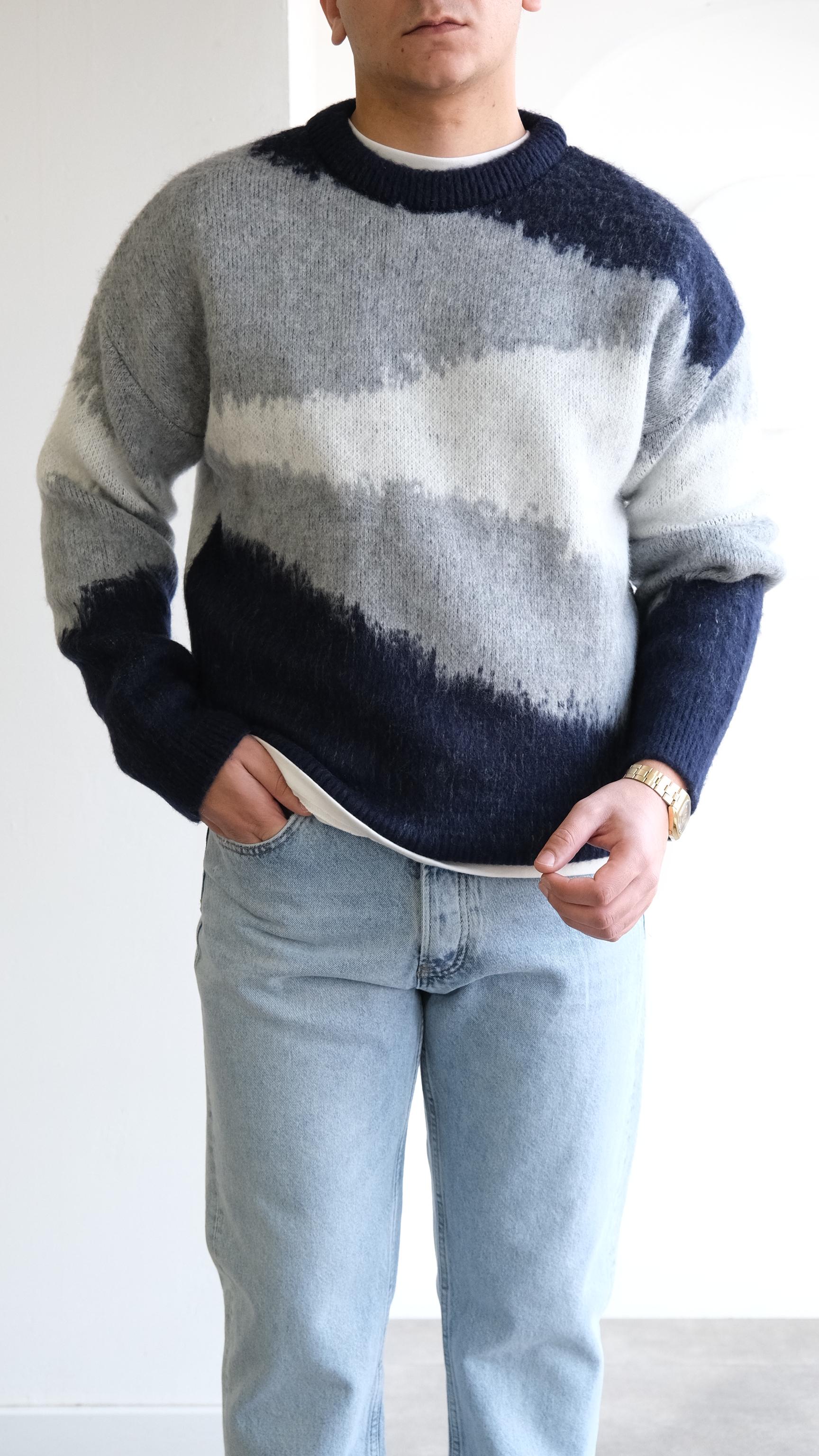 Lacivert Desenli Yün Görünümlü Kazak