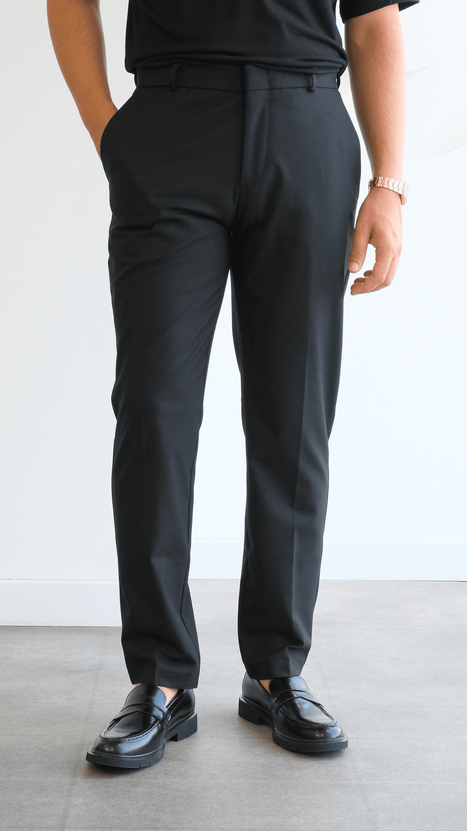 Siyah Regular Fıt Kumaş Pantolon