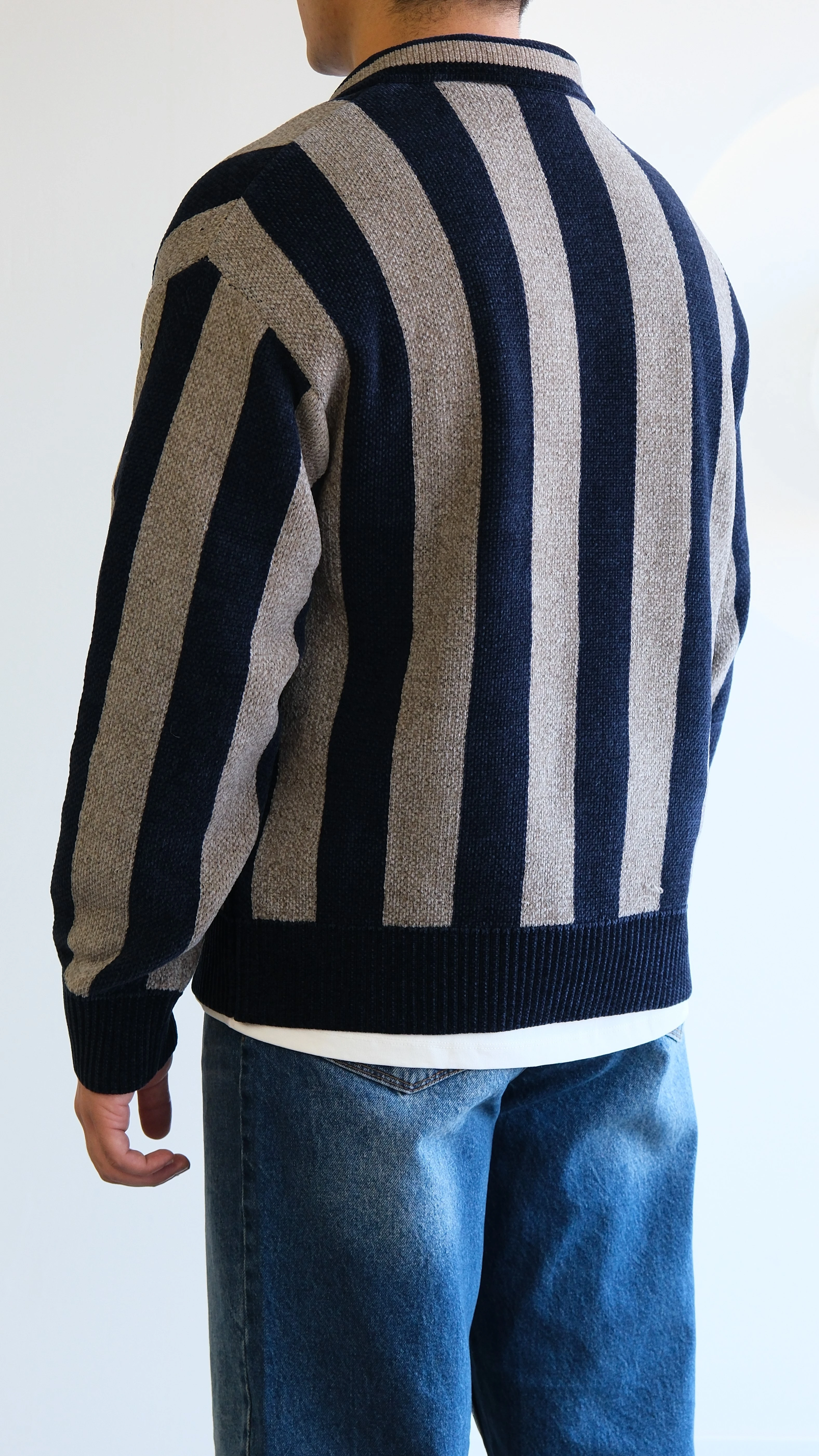 Polo Yaka Jakarlı Örme Kazak