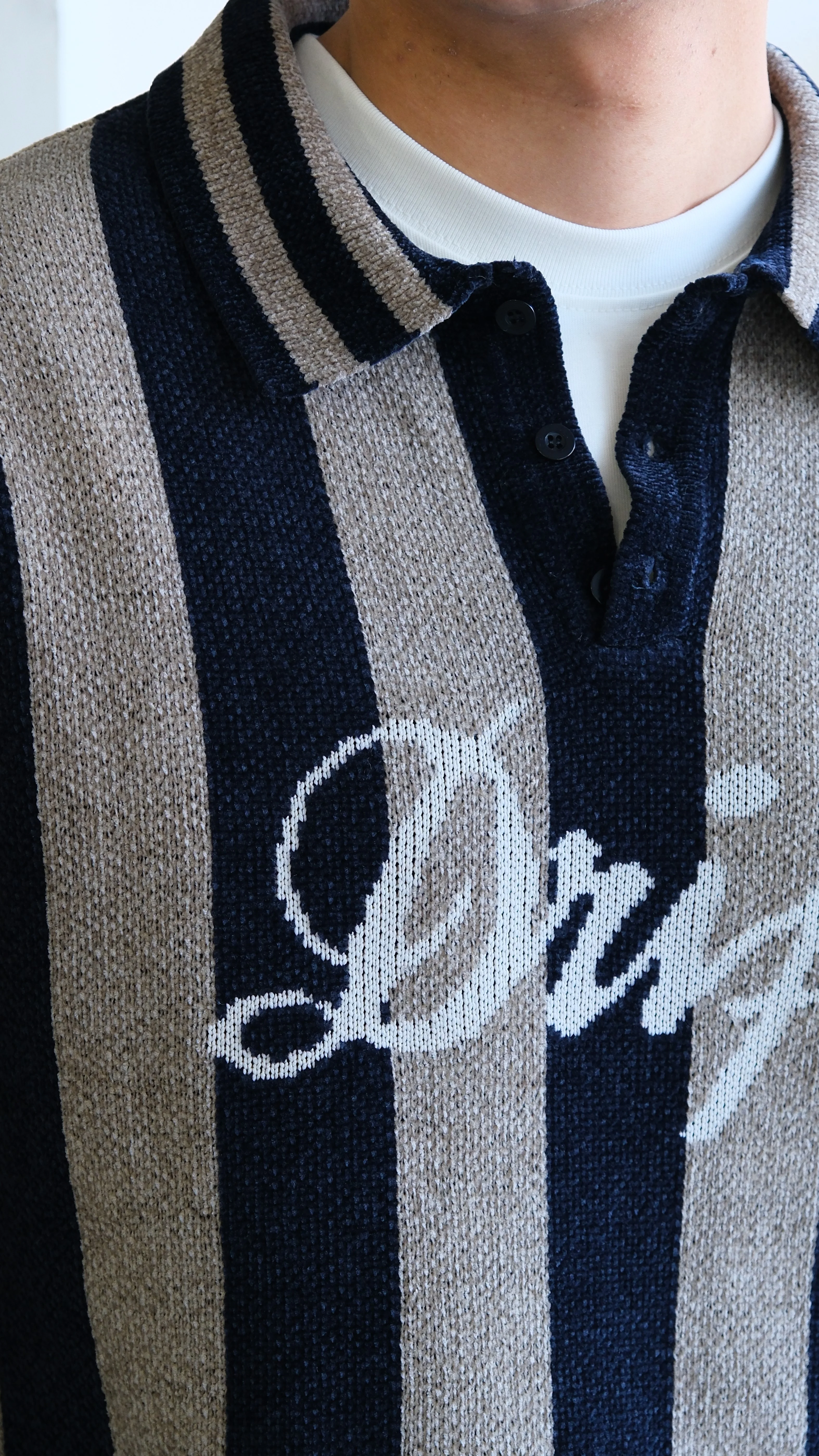 Polo Yaka Jakarlı Örme Kazak