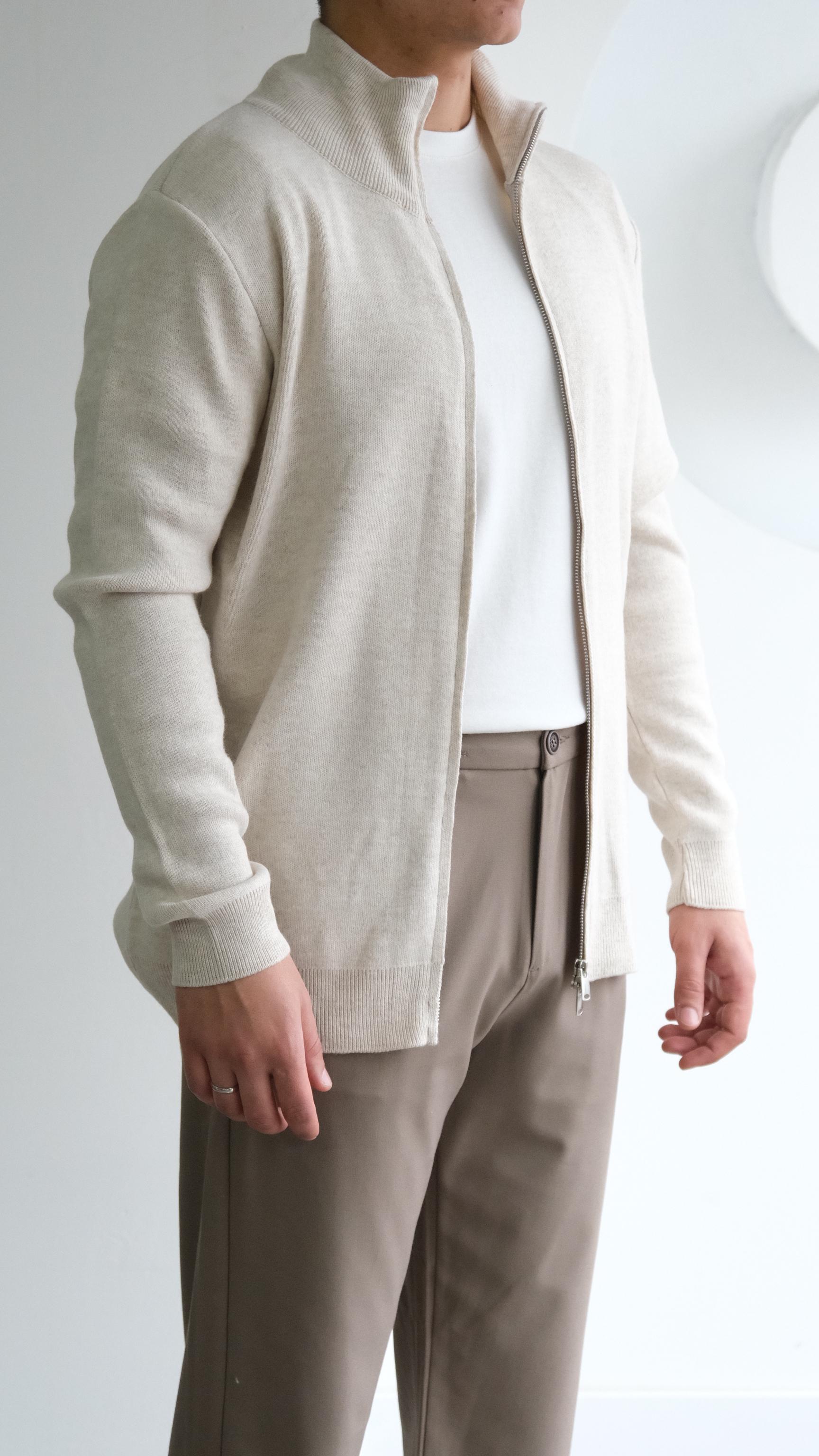 Bej Fermuarlı Örme Hırka