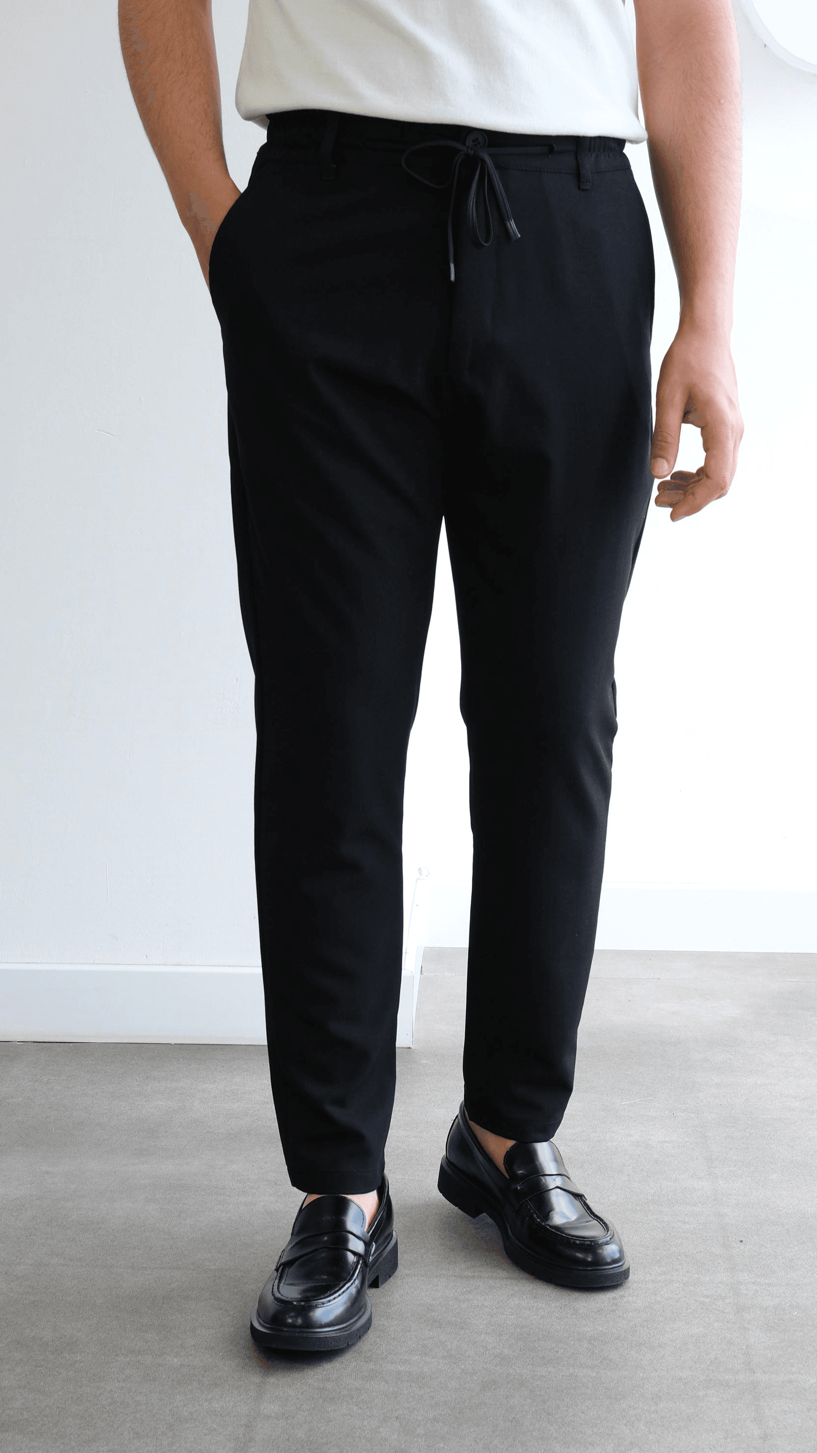 Siyah Jogger Teknik Kumaş Pantolon