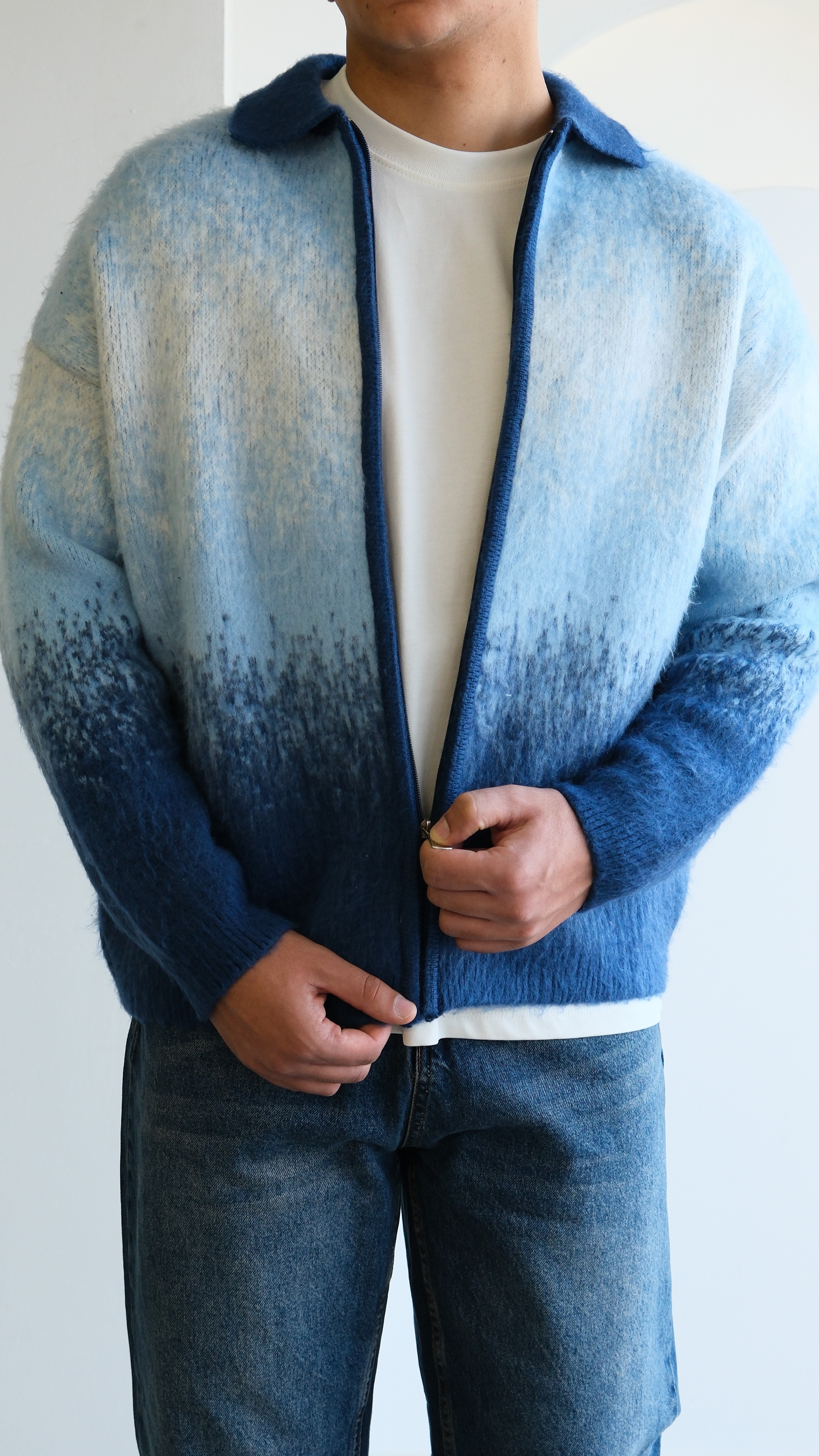 Yün Görünümlü Mavi Kontrast Kalın Hırka