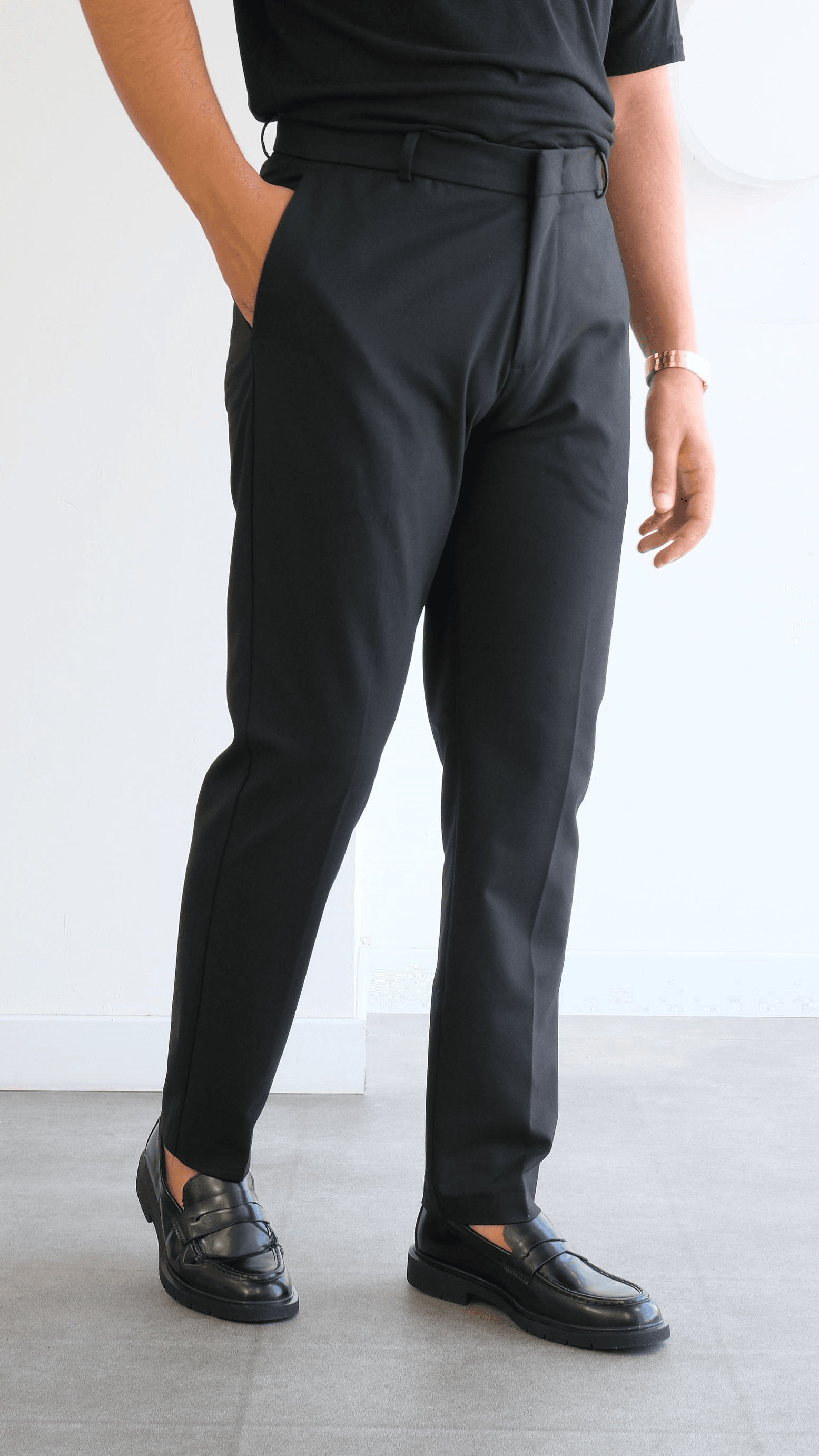 Siyah Regular Fıt Kumaş Pantolon