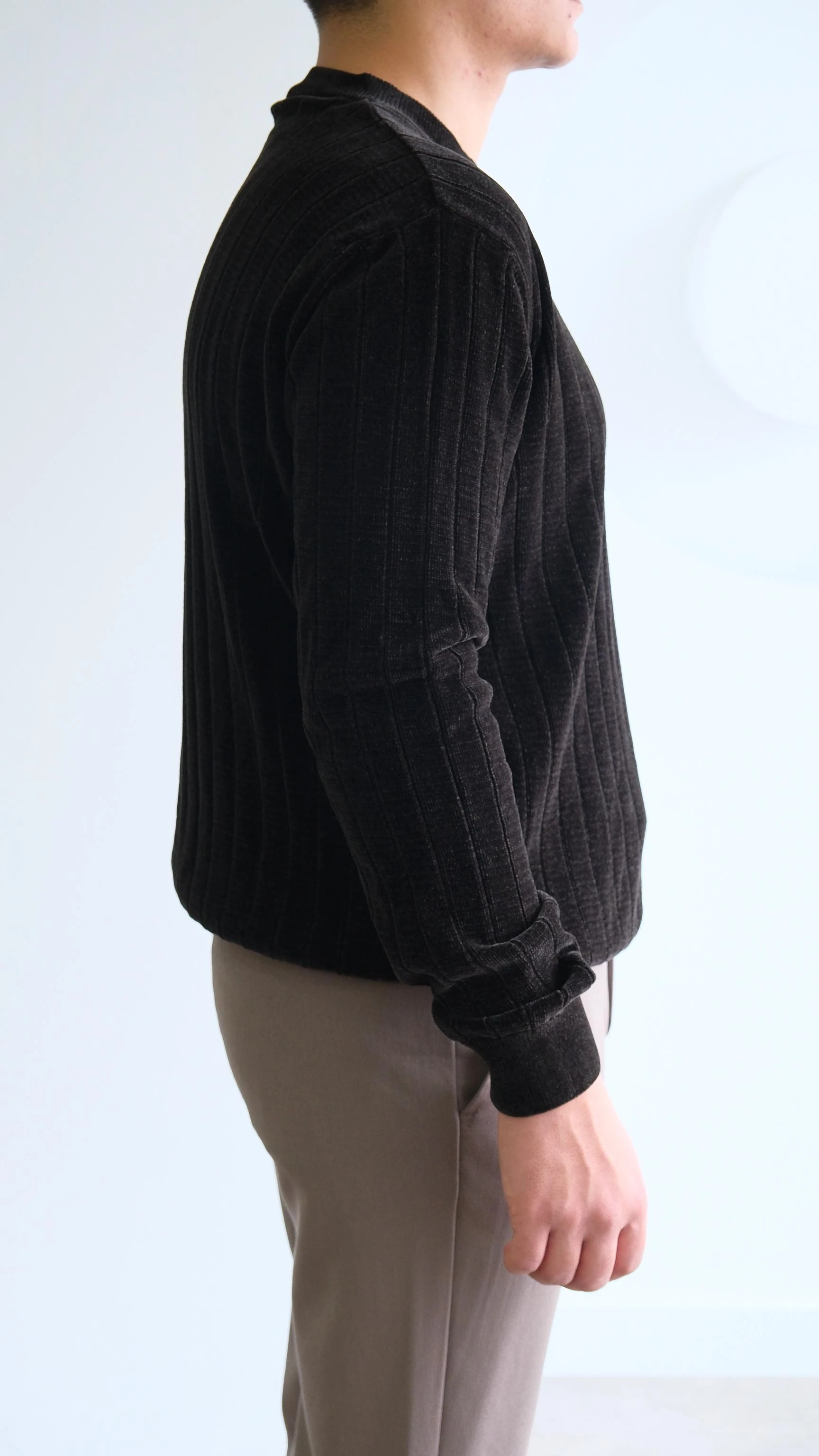 Jakarlı Şeritli Siyah Simit Yaka Kazak