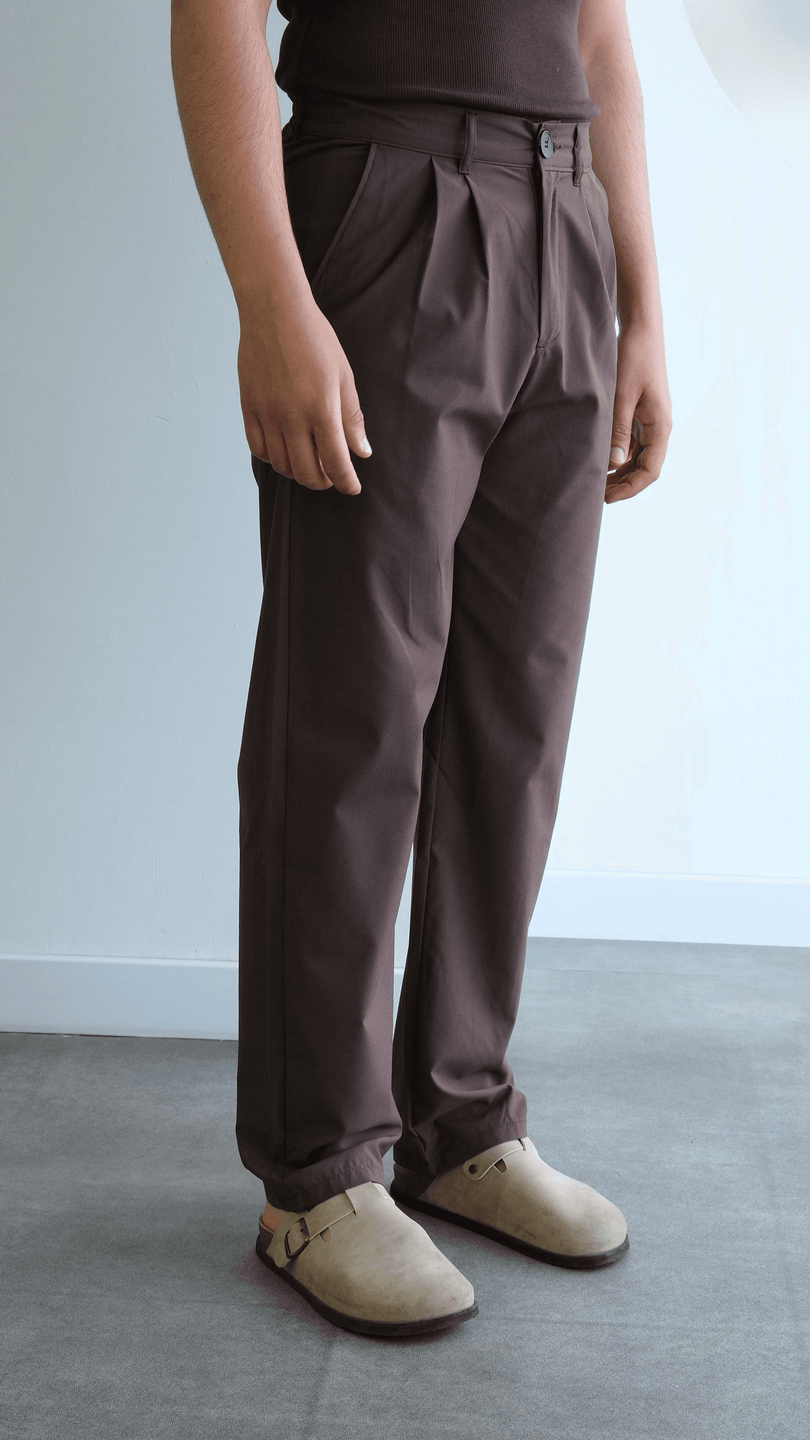 Kahve Baggy Pileli Teknik Kumaş Pantolon