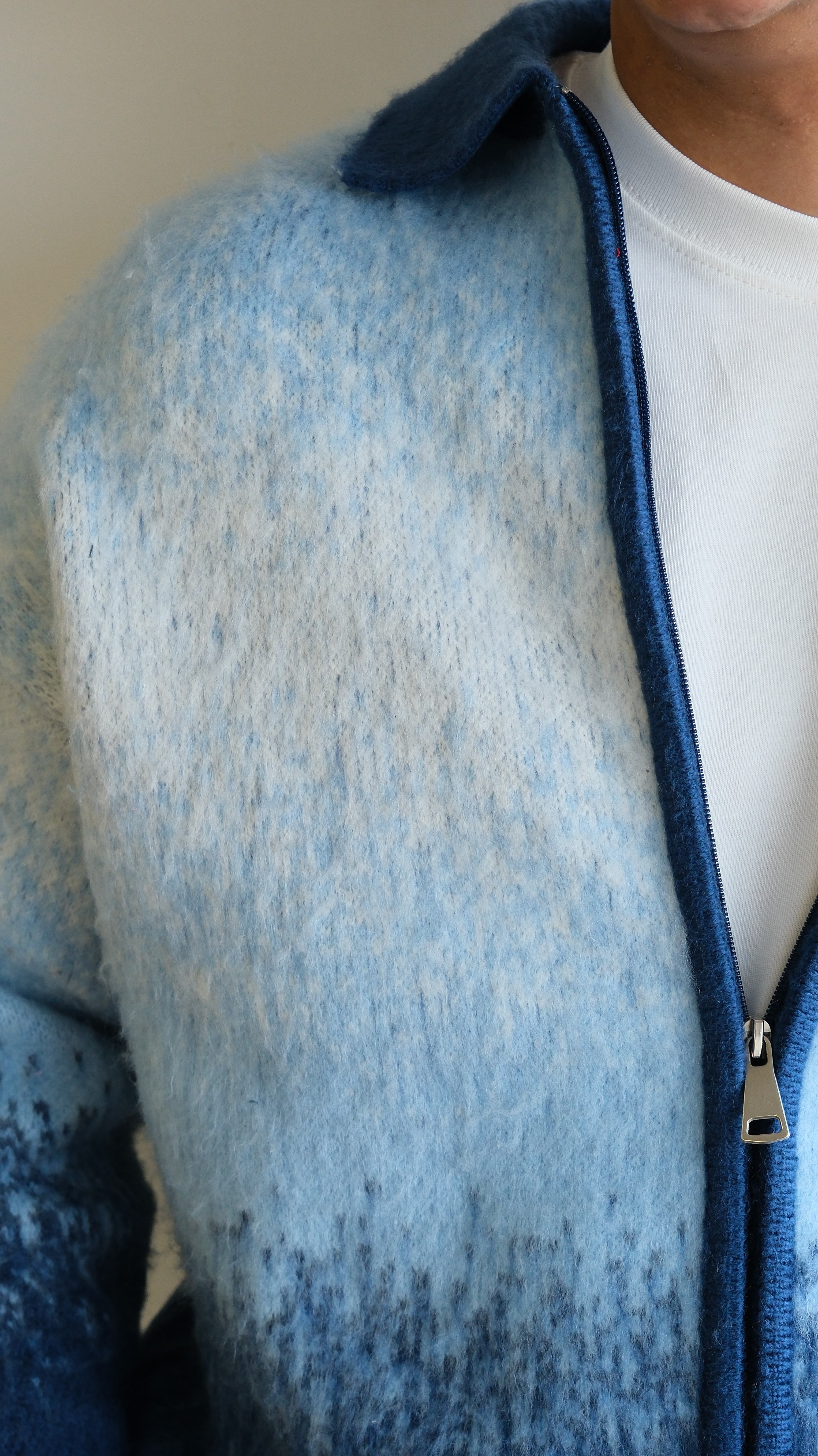 Yün Görünümlü Mavi Kontrast Kalın Hırka