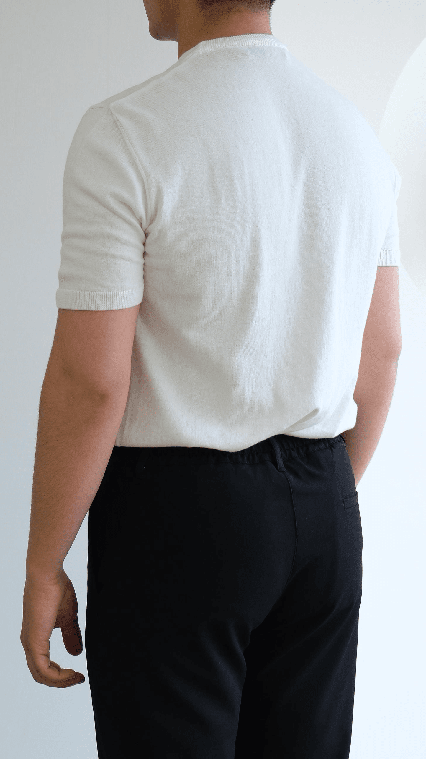 Beyaz Simit Yaka Triko Tshirt
