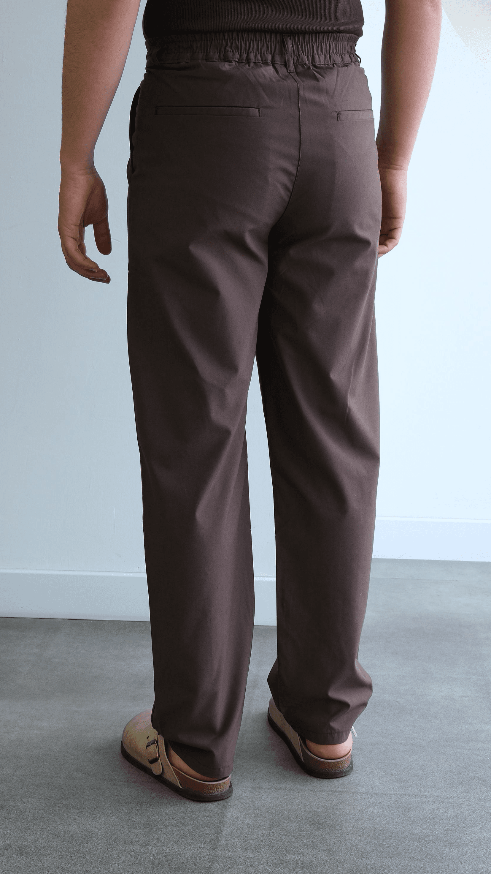 Kahve Baggy Pileli Teknik Kumaş Pantolon