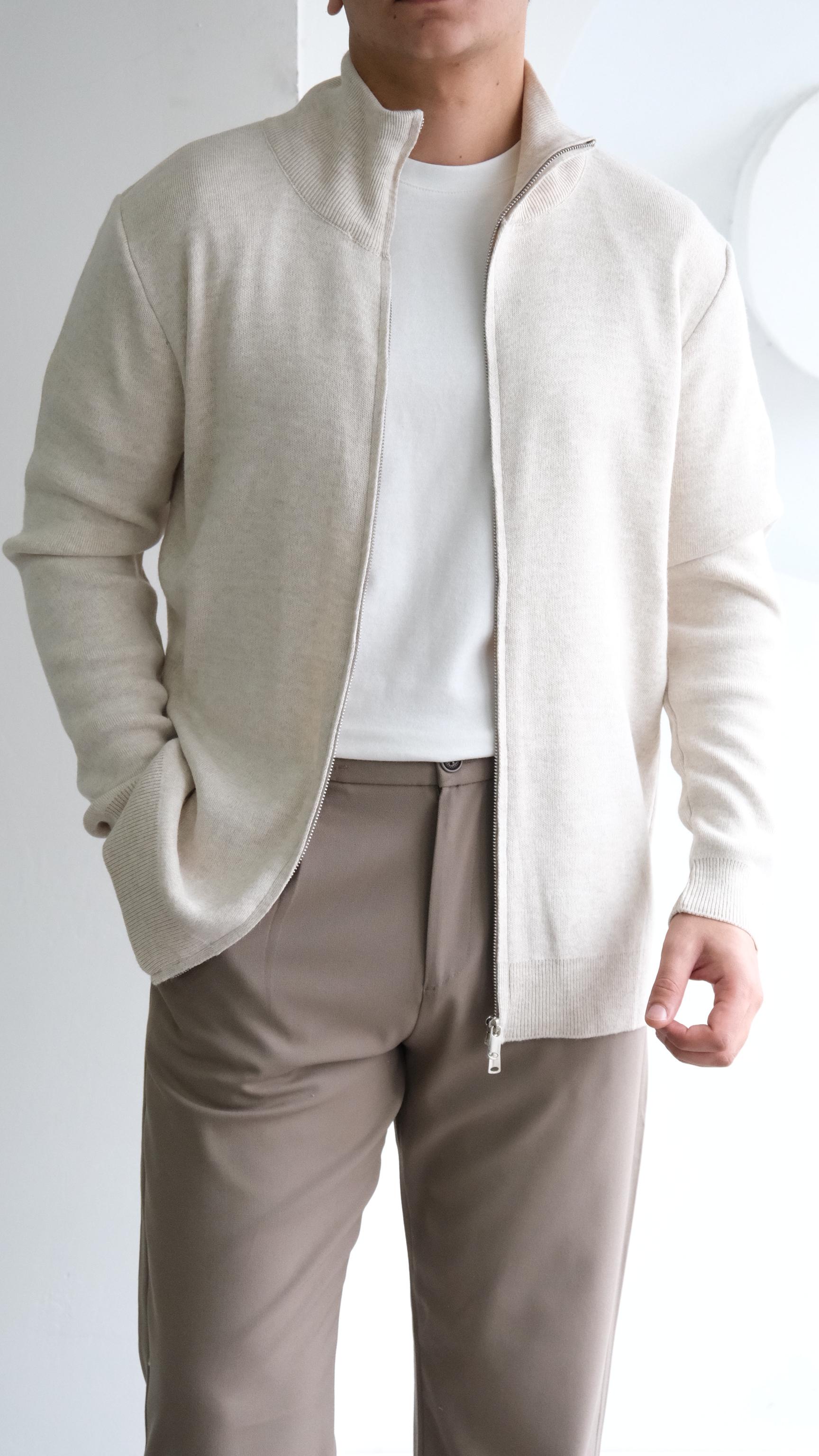 Bej Fermuarlı Örme Hırka