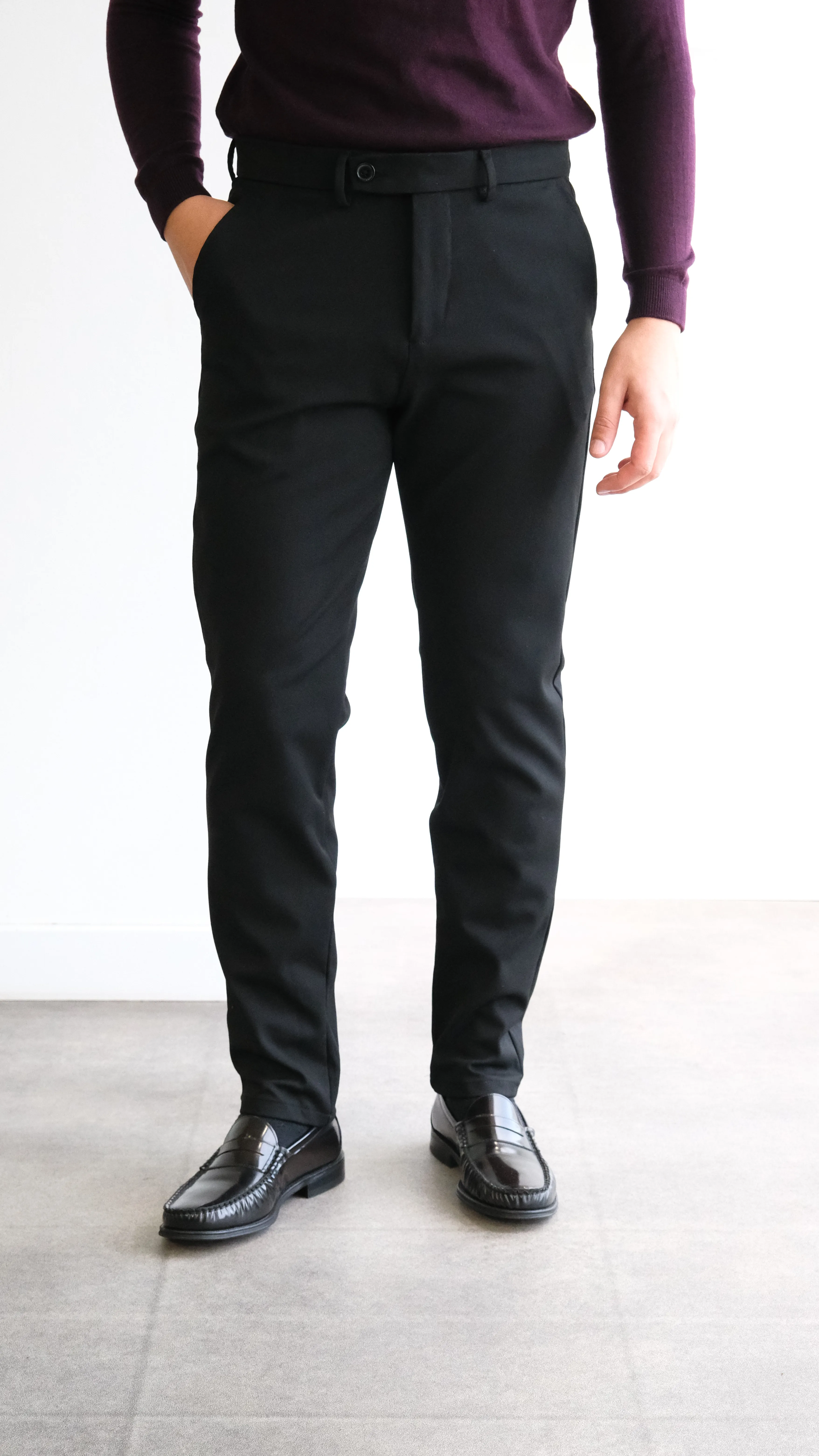 Siyah Klasik Kesim Kumaş Pantolon